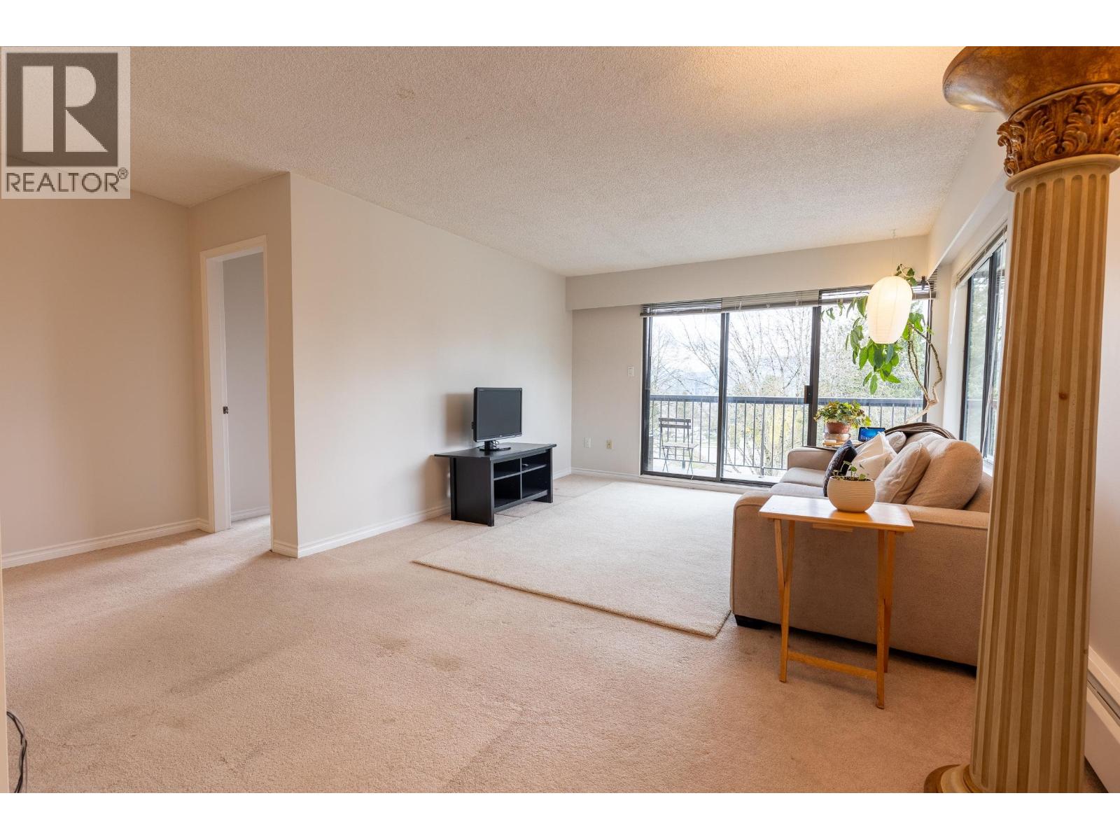 304 4345 GRANGE STREET, Burnaby