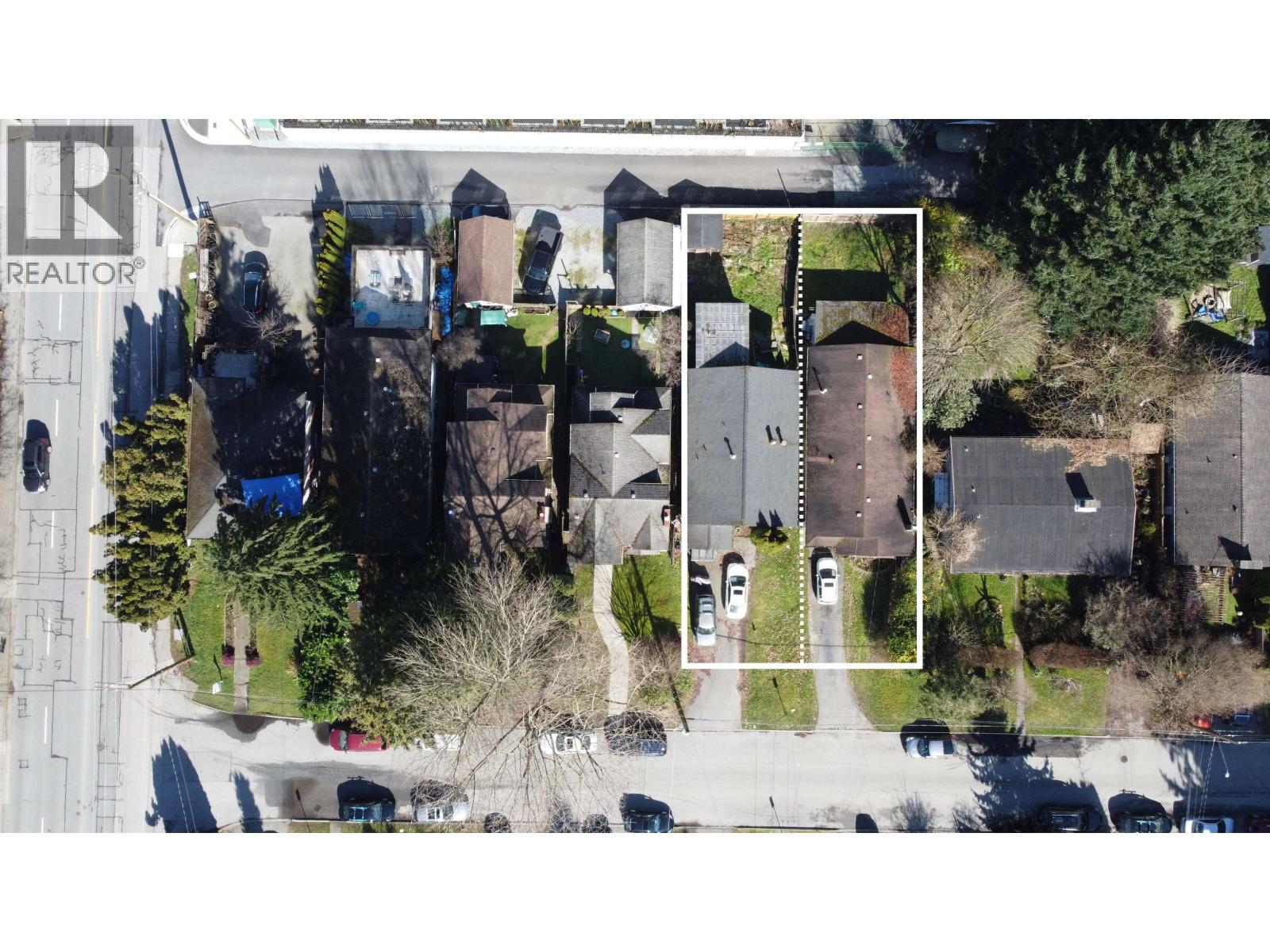 1536 BOND STREET, North Vancouver