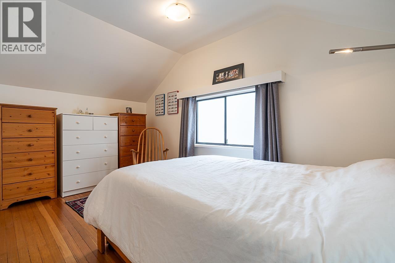 4338 W 2ND AVENUE, Vancouver