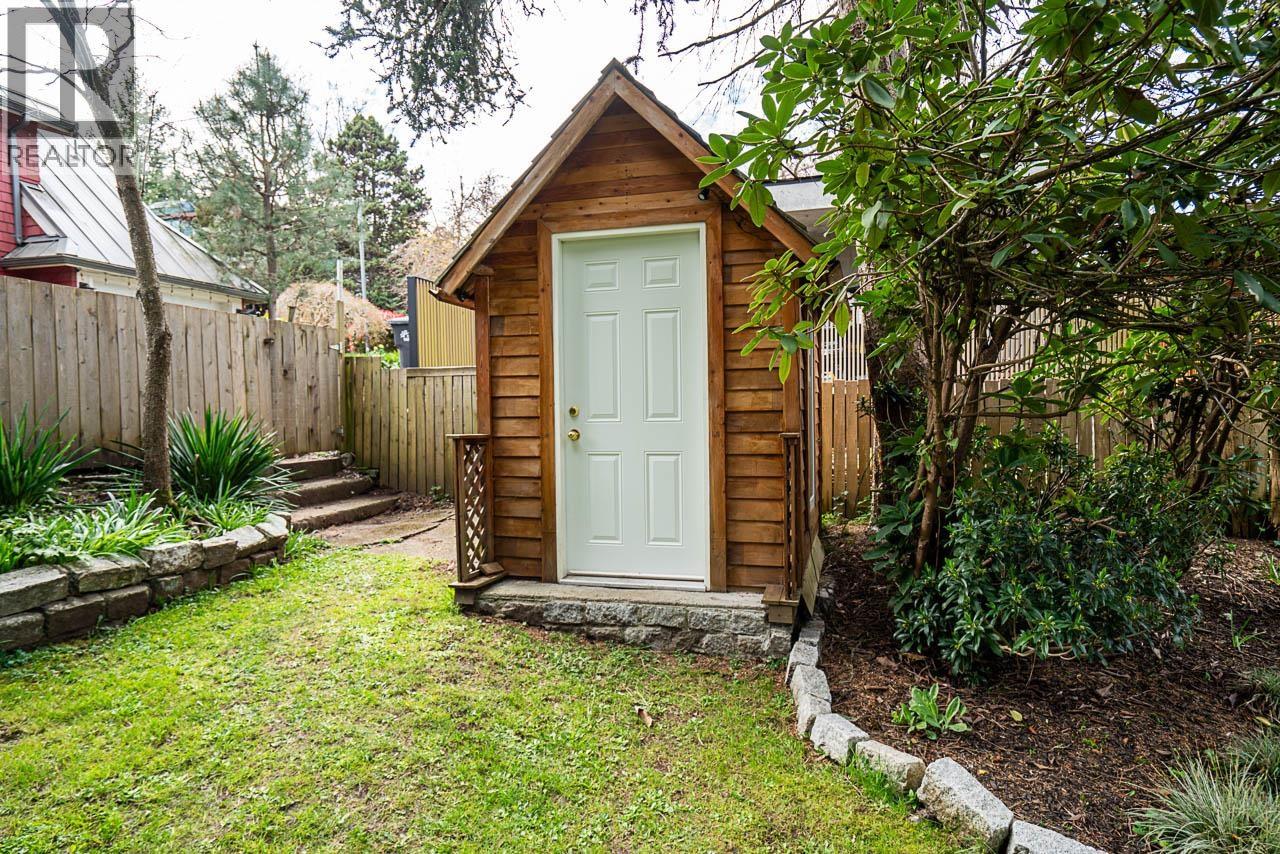 4338 W 2ND AVENUE, Vancouver