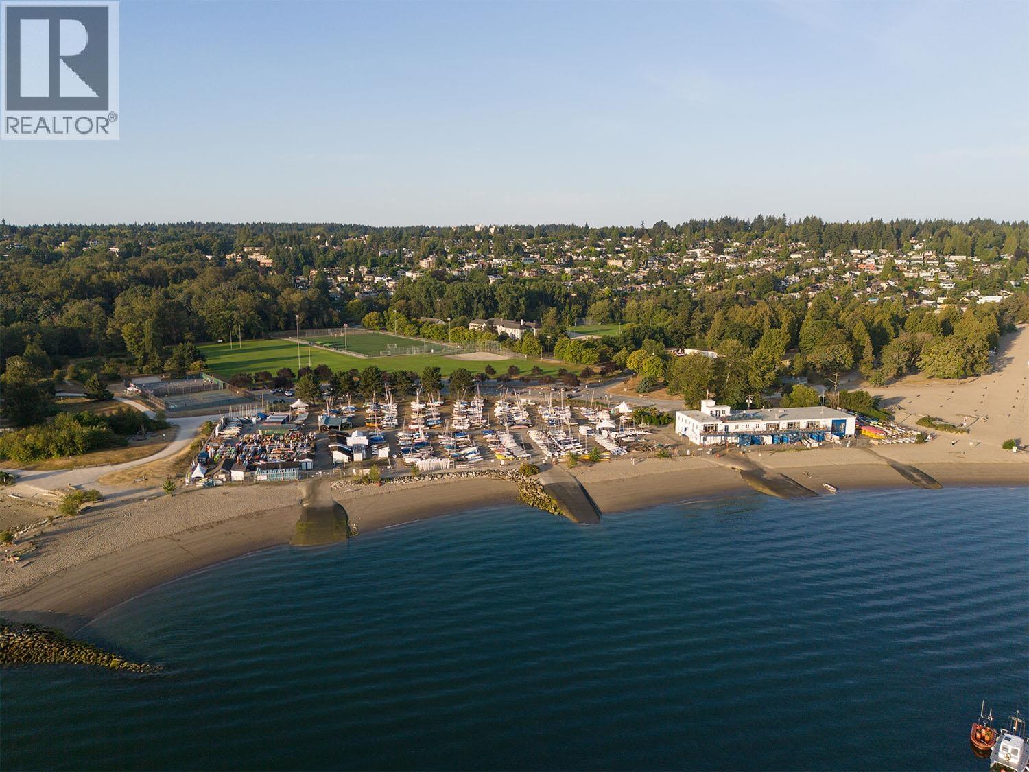 4338 W 2ND AVENUE, Vancouver