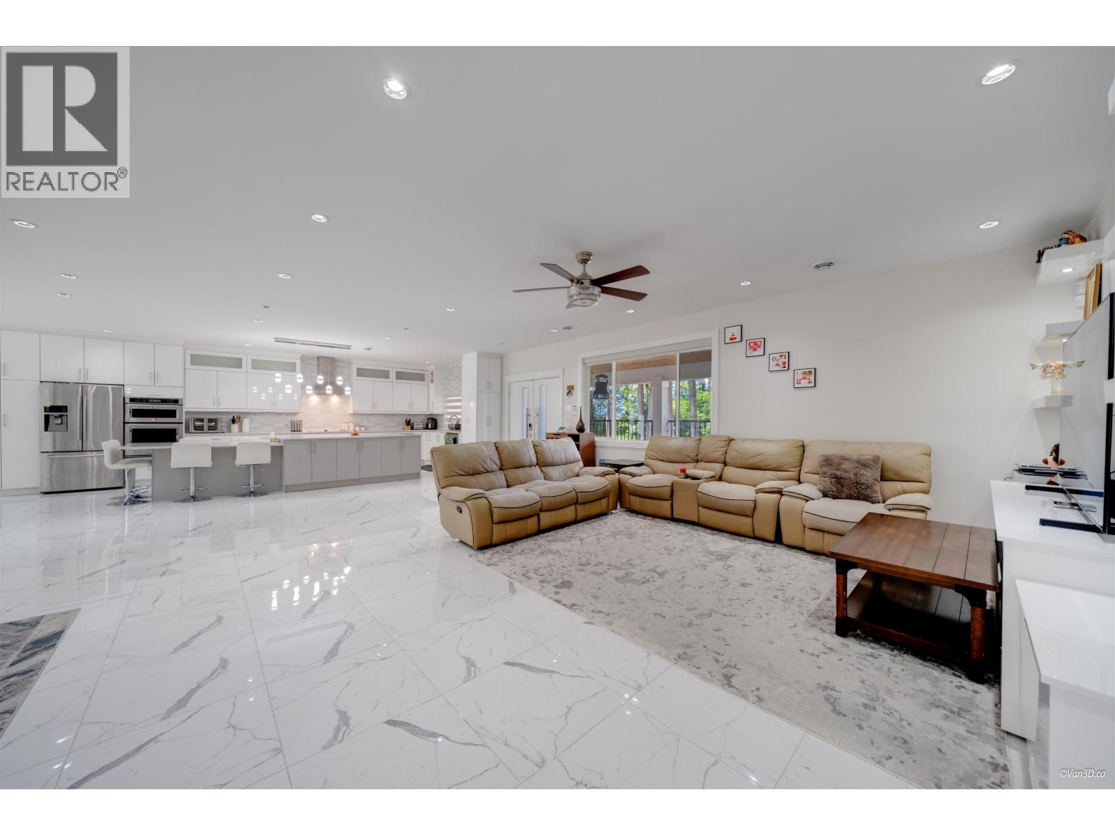 22288 136 AVENUE, Maple Ridge