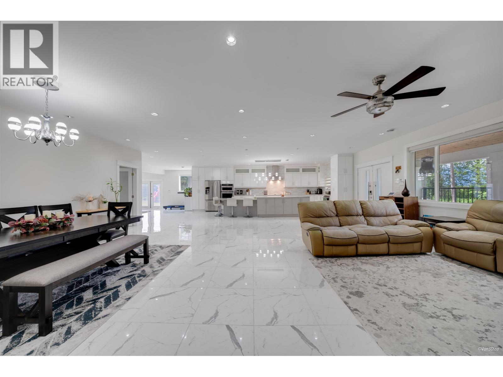 22288 136 AVENUE, Maple Ridge