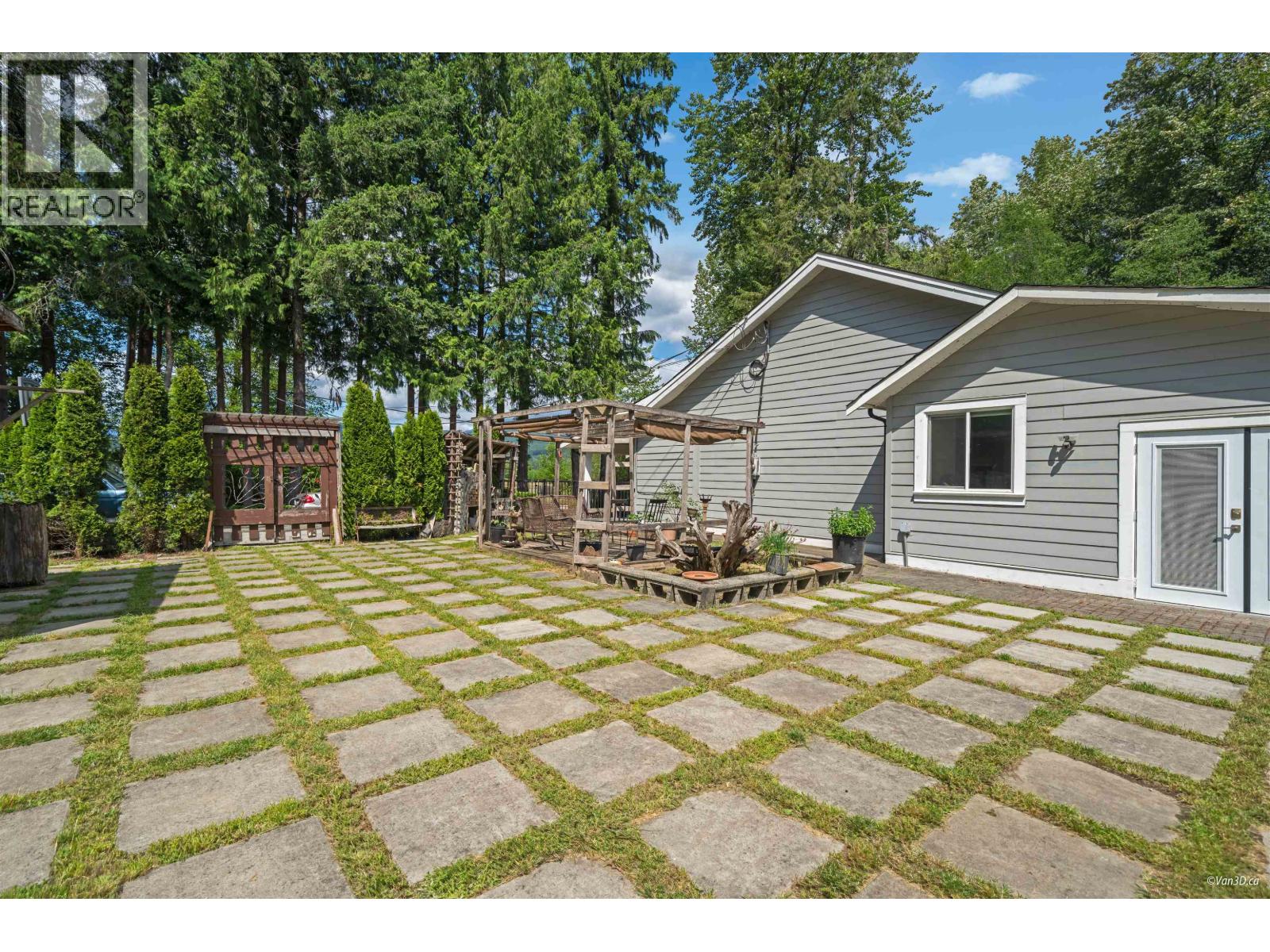 22288 136 AVENUE, Maple Ridge