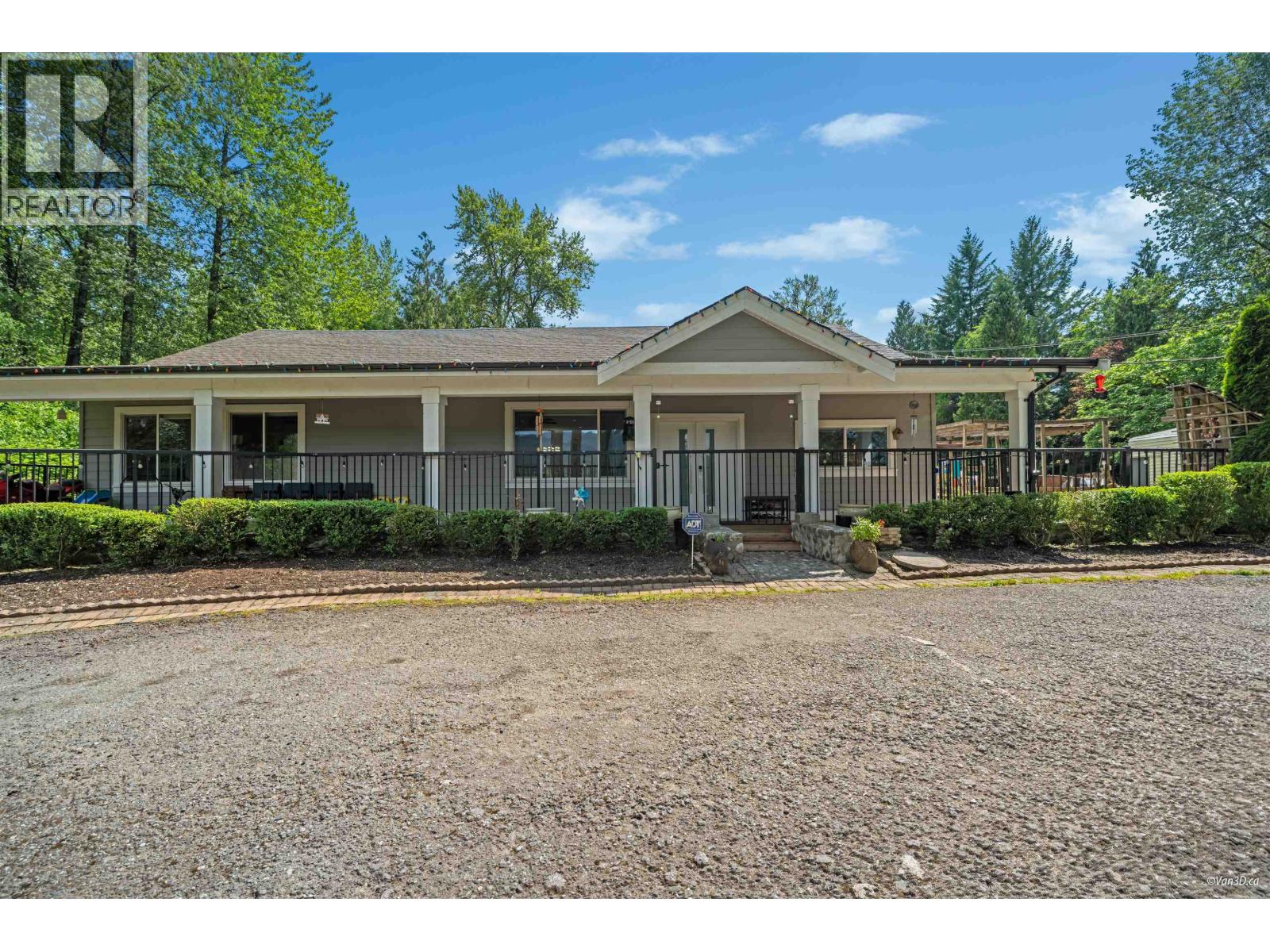 22288 136 AVENUE, Maple Ridge