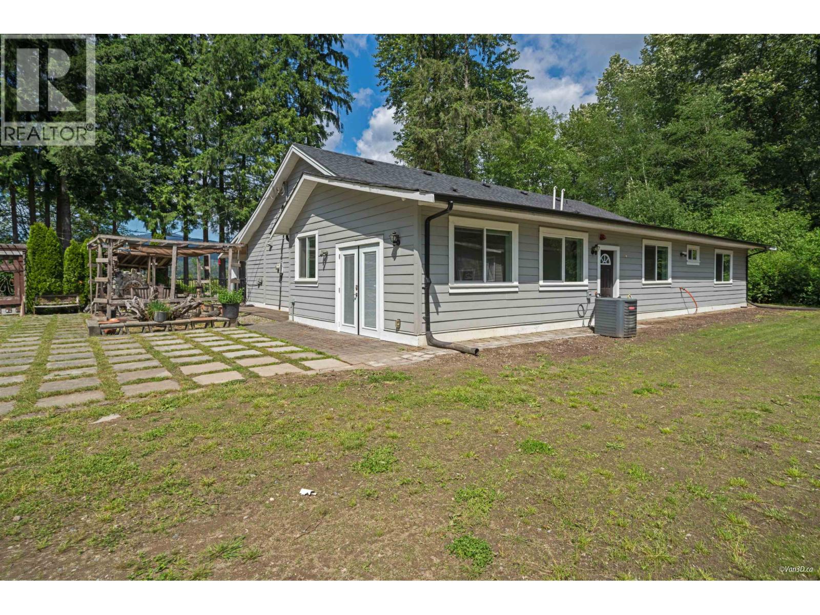 22288 136 AVENUE, Maple Ridge