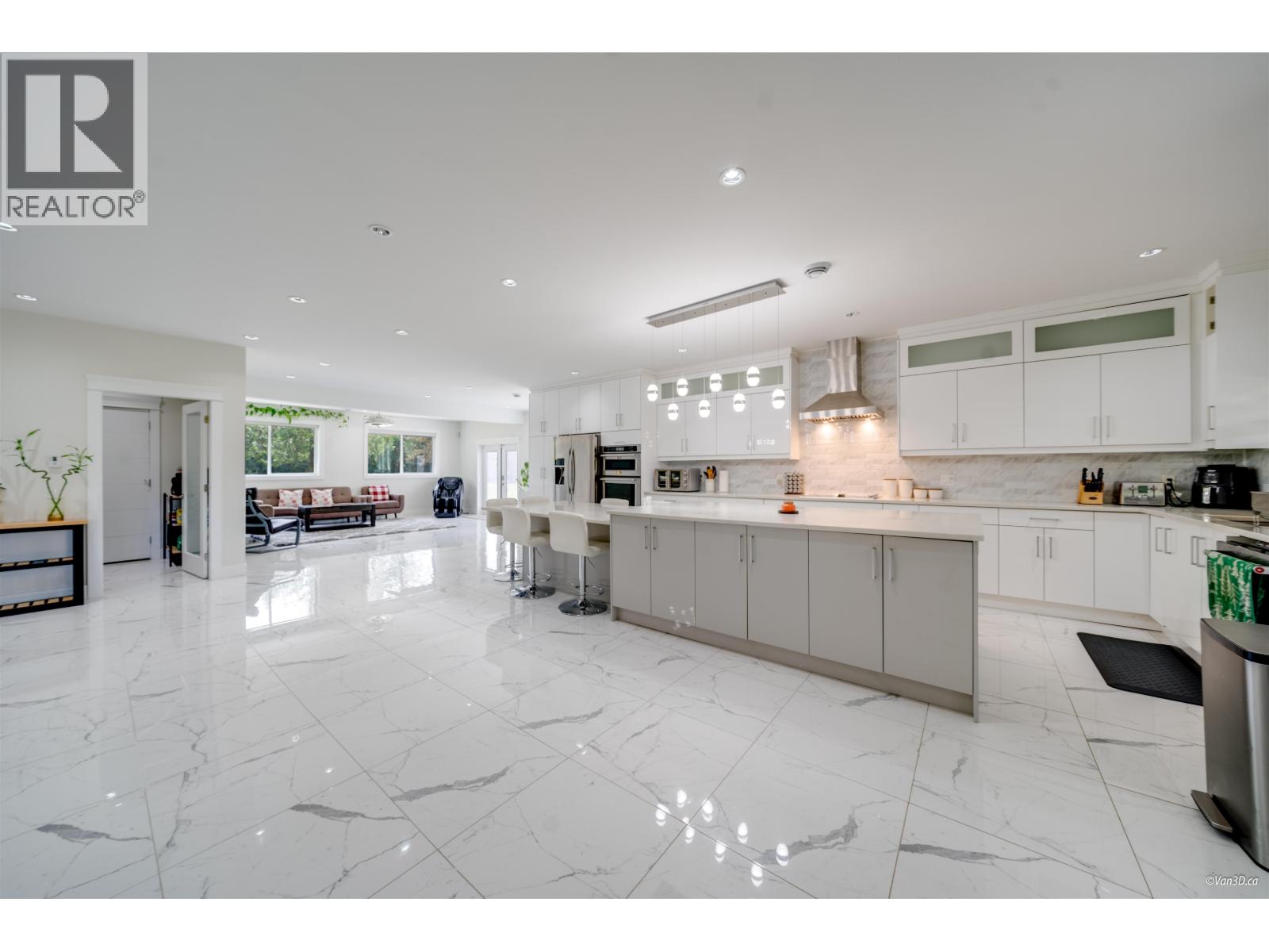 22288 136 AVENUE, Maple Ridge