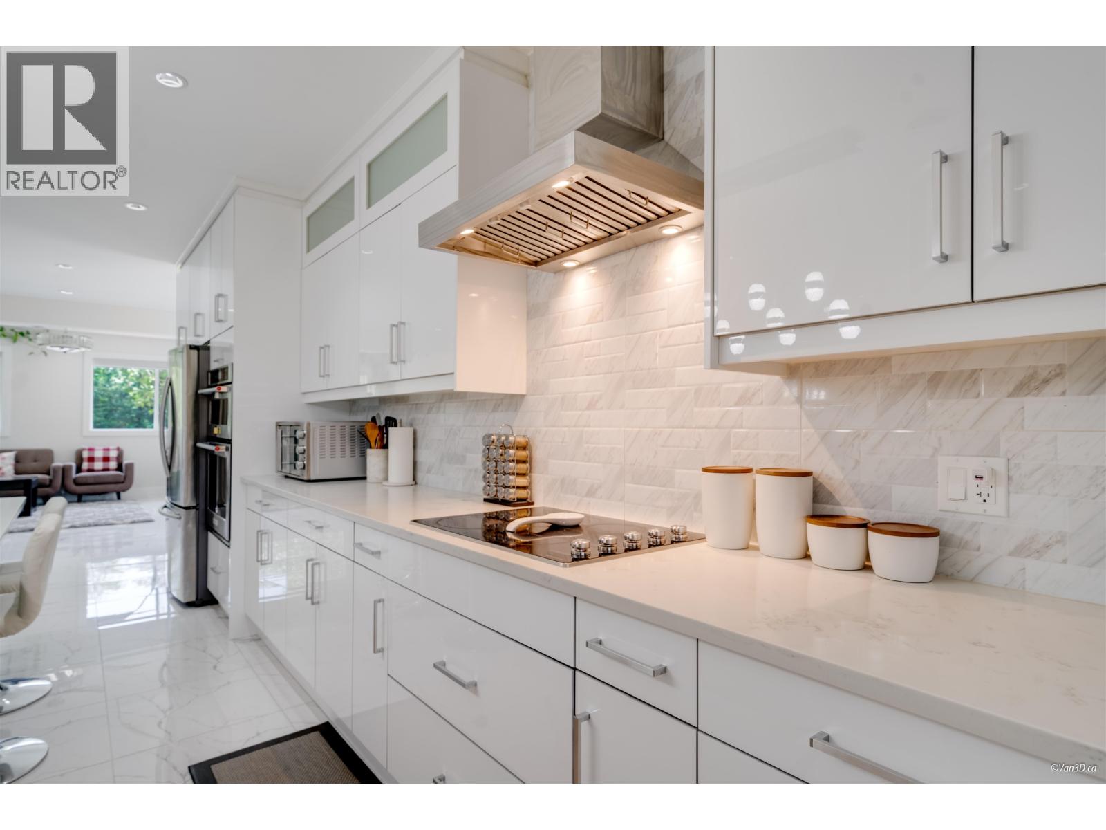 22288 136 AVENUE, Maple Ridge