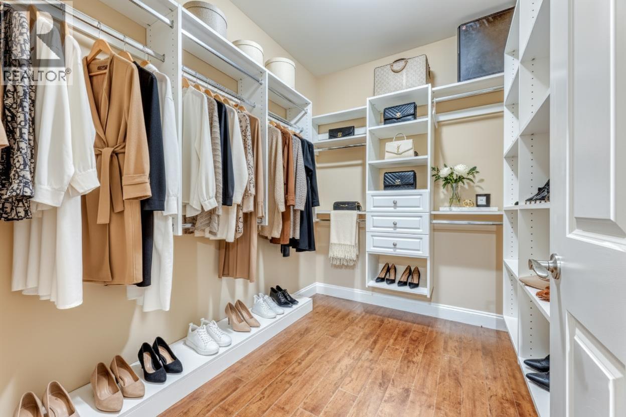 1041 PROSPECT AVENUE, North Vancouver