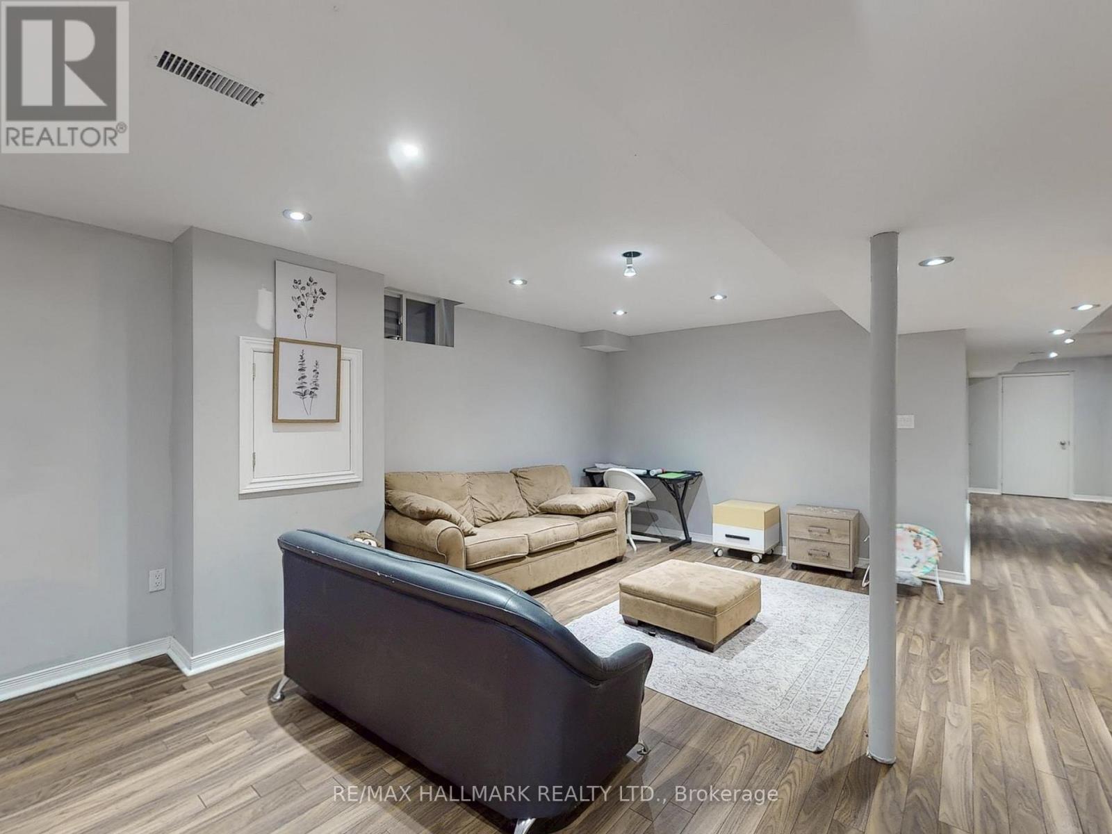 39 RETREAT BOULEVARD - 22
