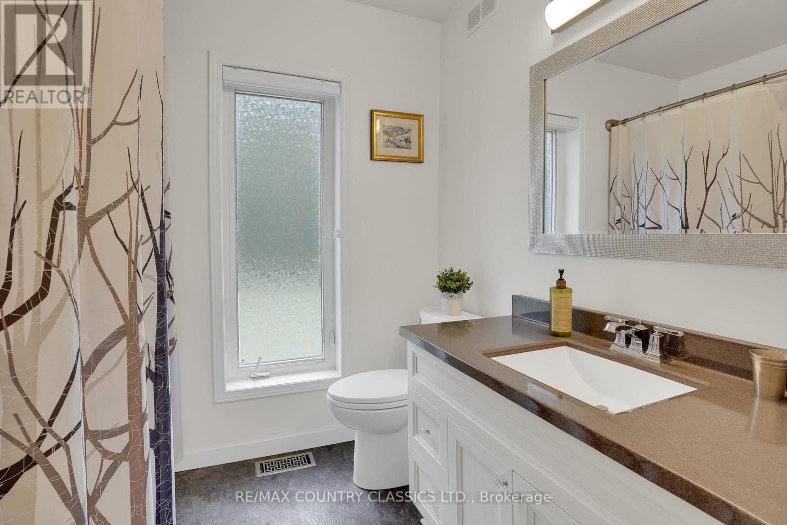 1787 NORTH BAPTISTE LAKE ROAD - 22
