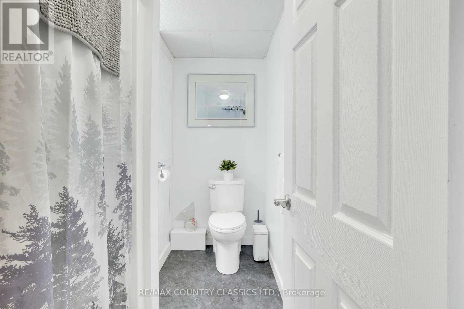 1787 NORTH BAPTISTE LAKE ROAD - 29