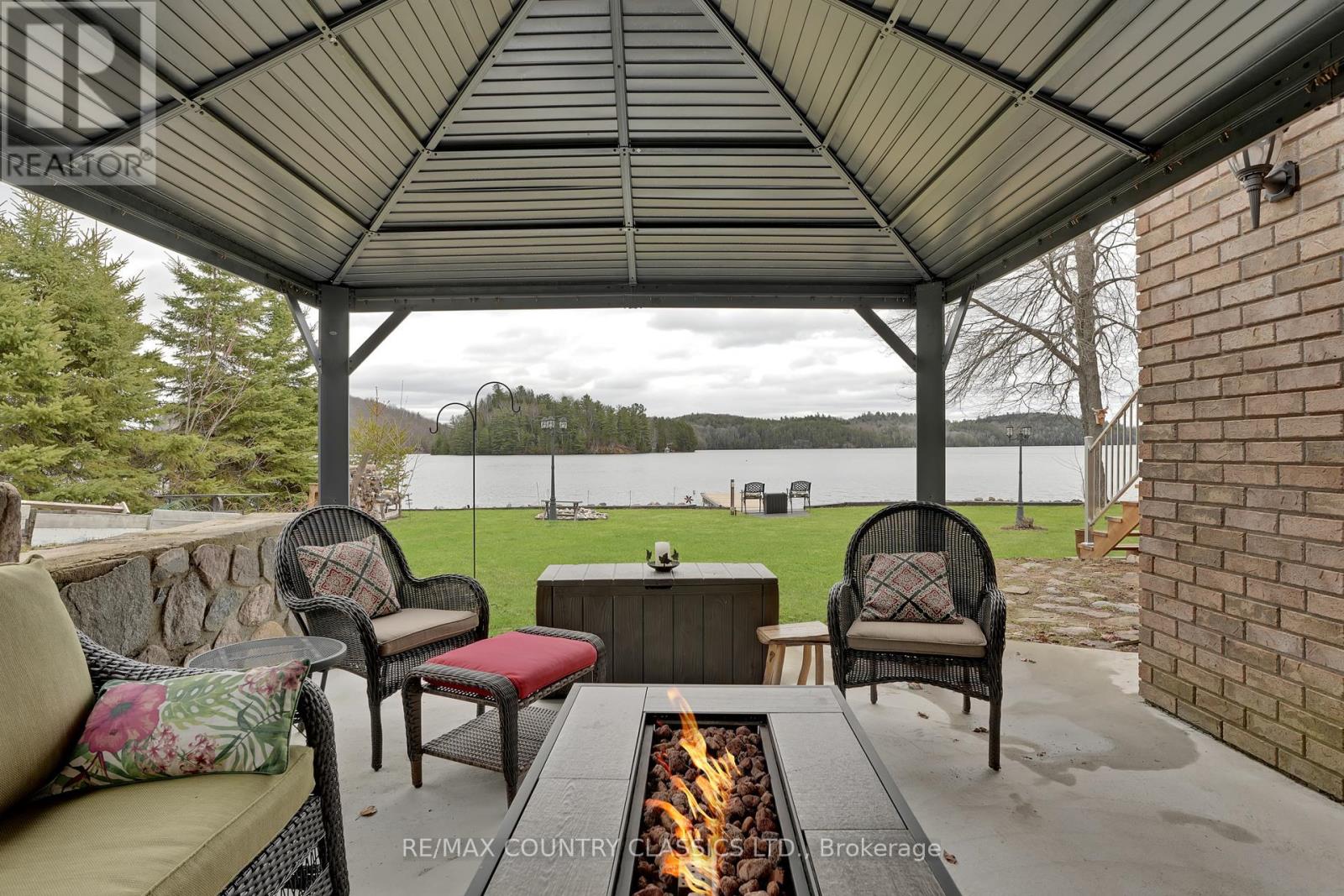 1787 NORTH BAPTISTE LAKE ROAD - 36
