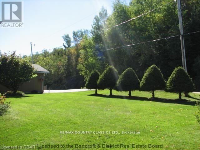 1787 NORTH BAPTISTE LAKE ROAD - 37