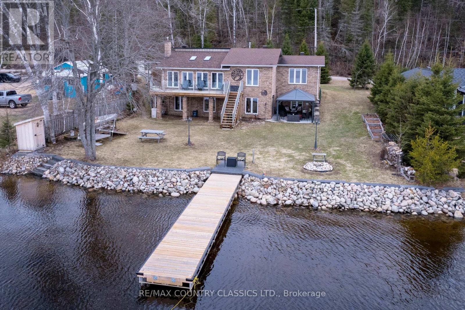1787 NORTH BAPTISTE LAKE ROAD - 9