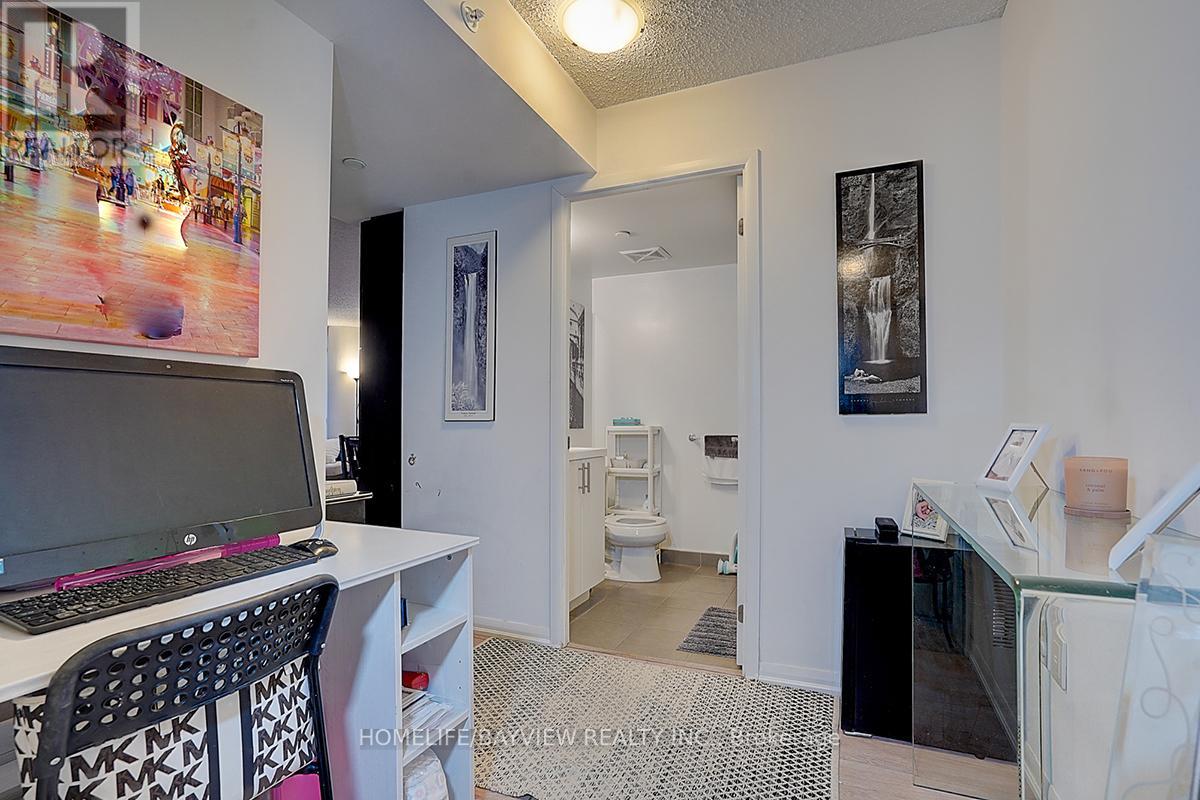 #1723 800 LAWRENCE AVENUE W - 12