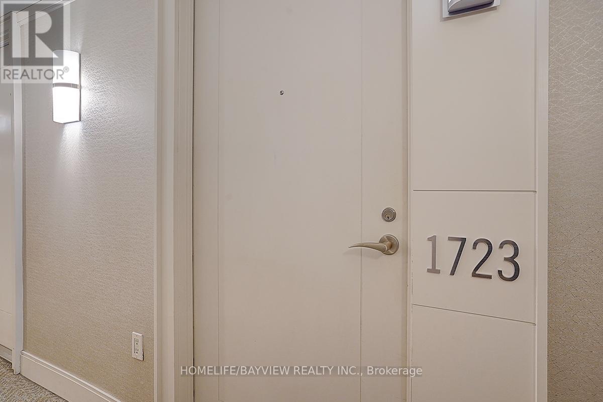 #1723 800 LAWRENCE AVENUE W - 18