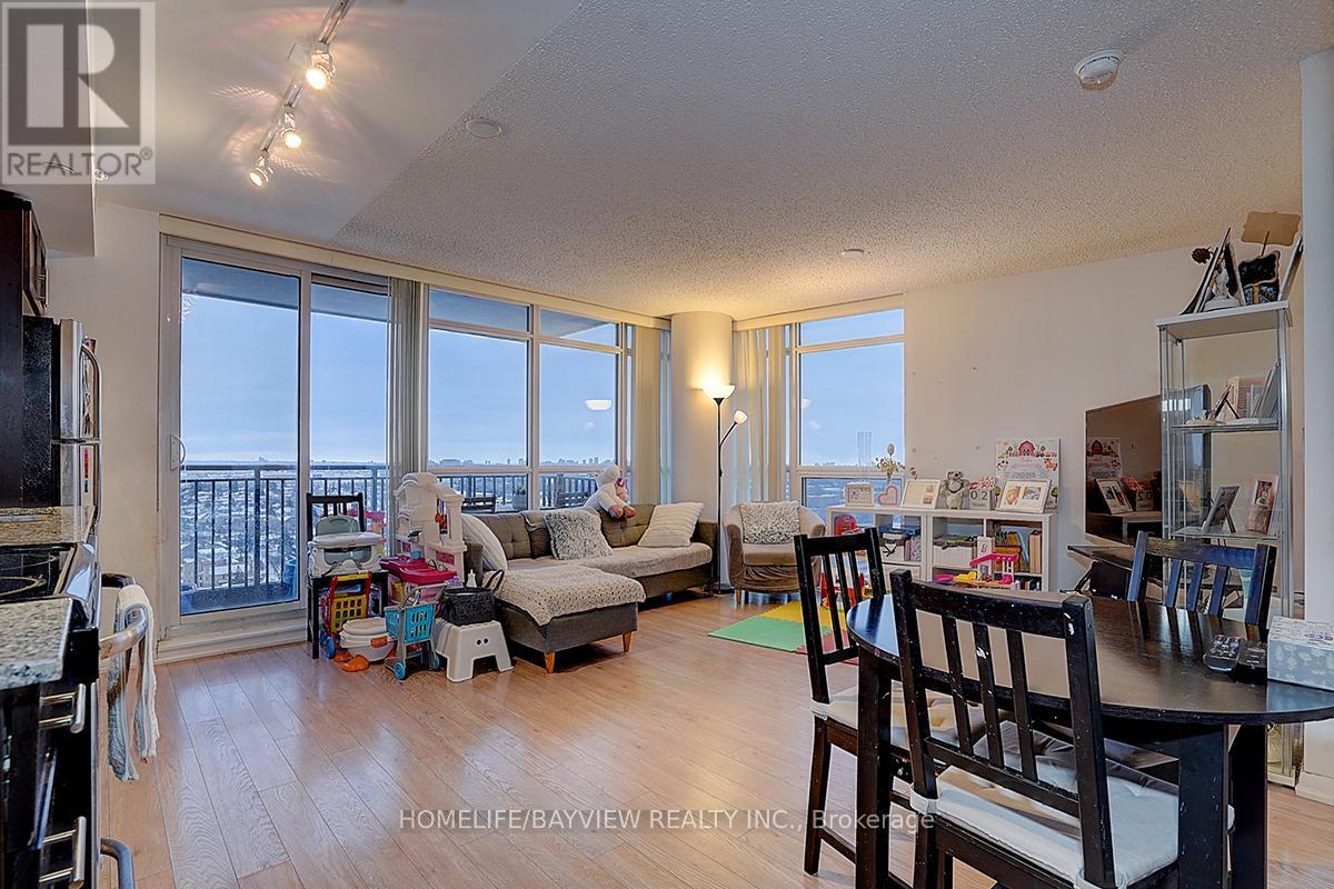 #1723 800 LAWRENCE AVENUE W - 2