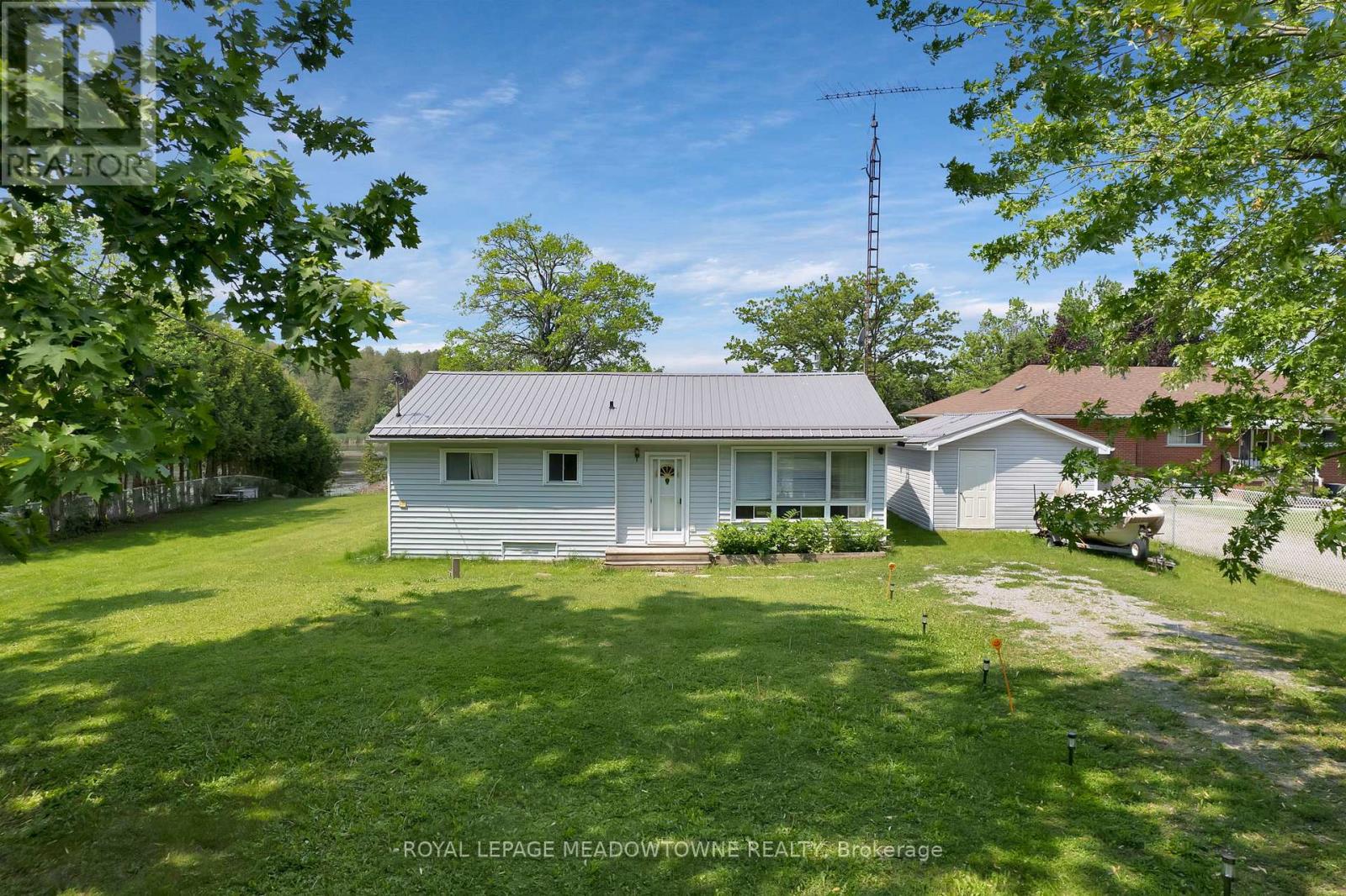 46 HAWKE DRIVE - 1