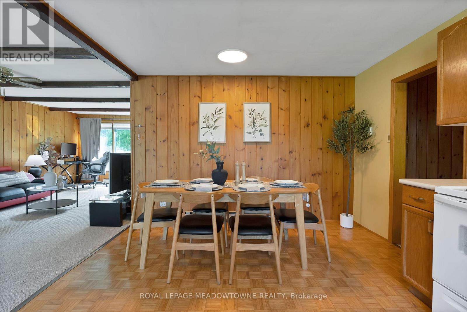 46 HAWKE DRIVE - 14