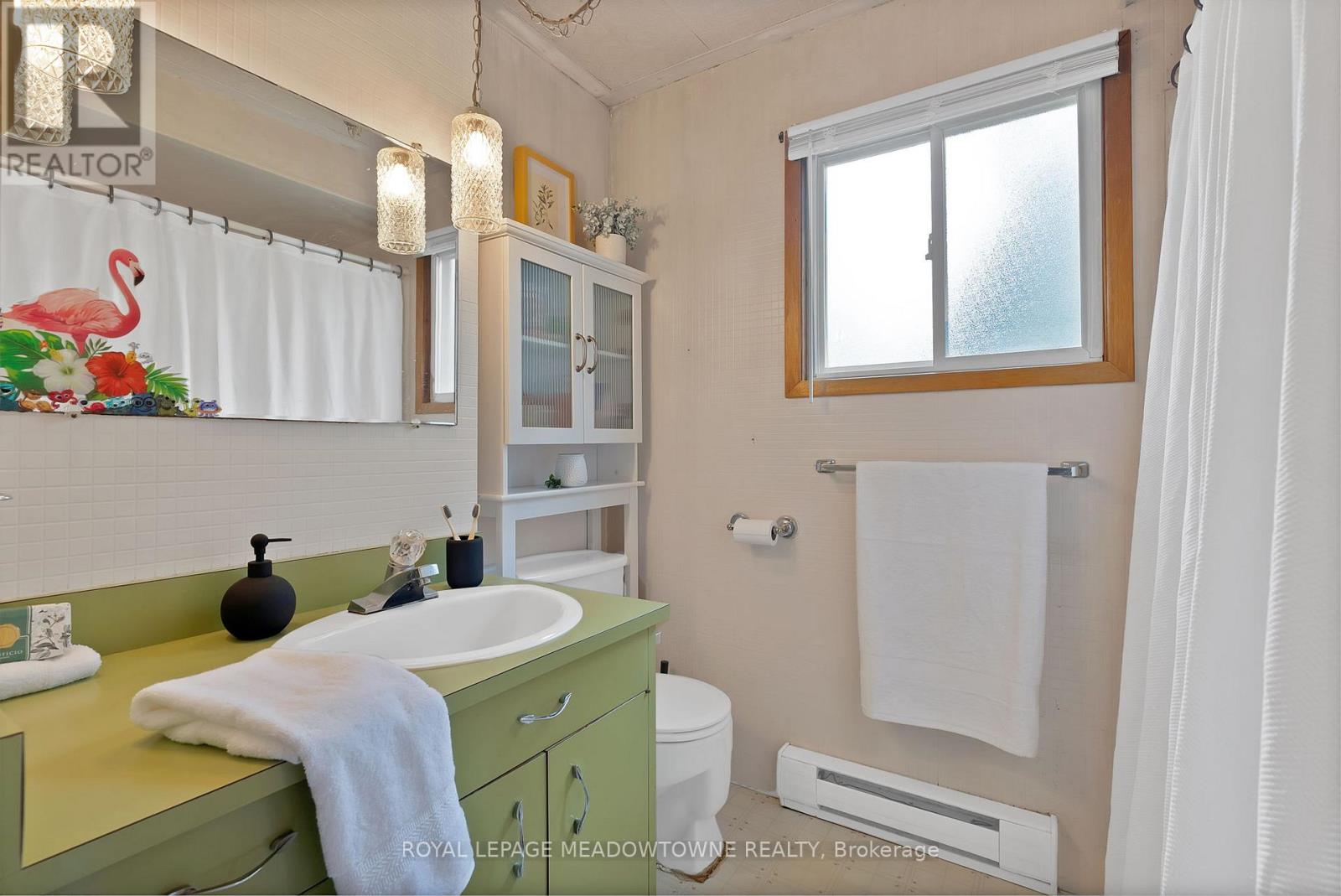 46 HAWKE DRIVE - 23