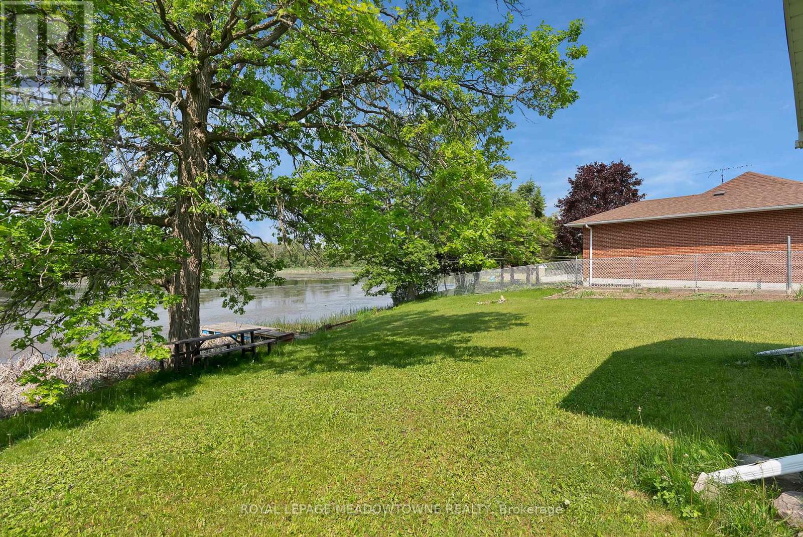 46 HAWKE DRIVE - 33