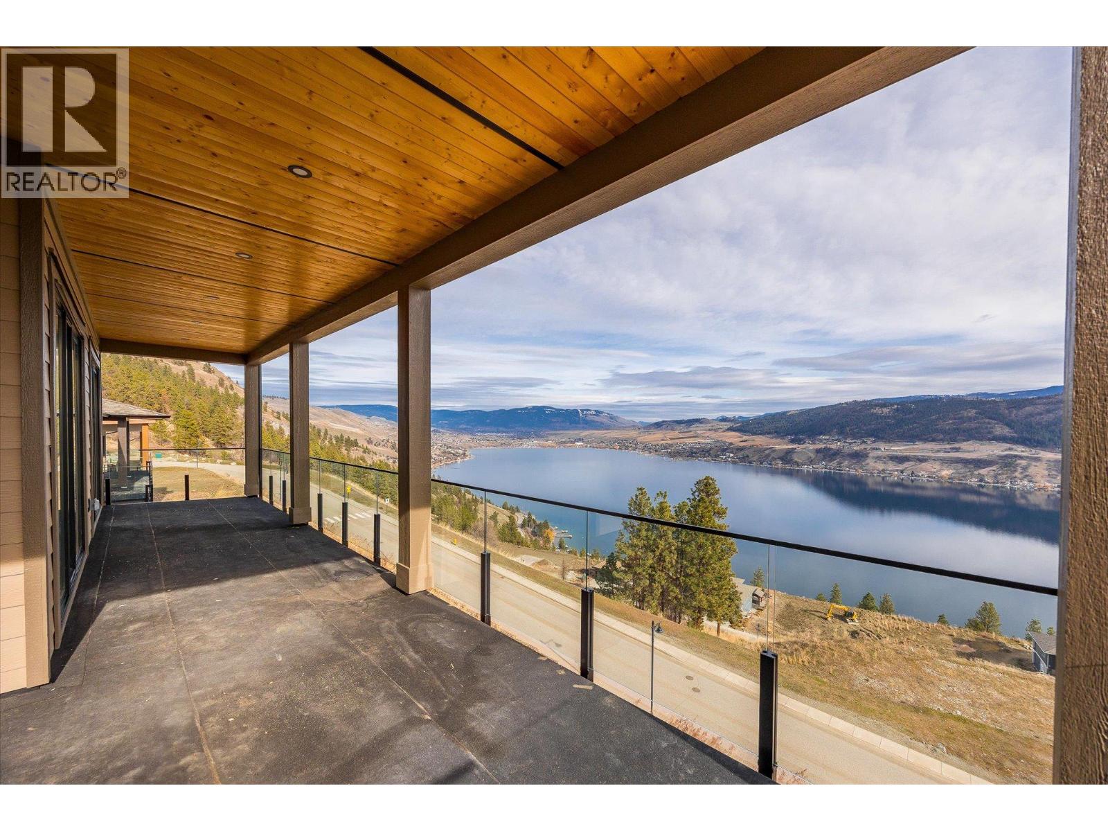 8916 TAVISTOCK ROAD - 16