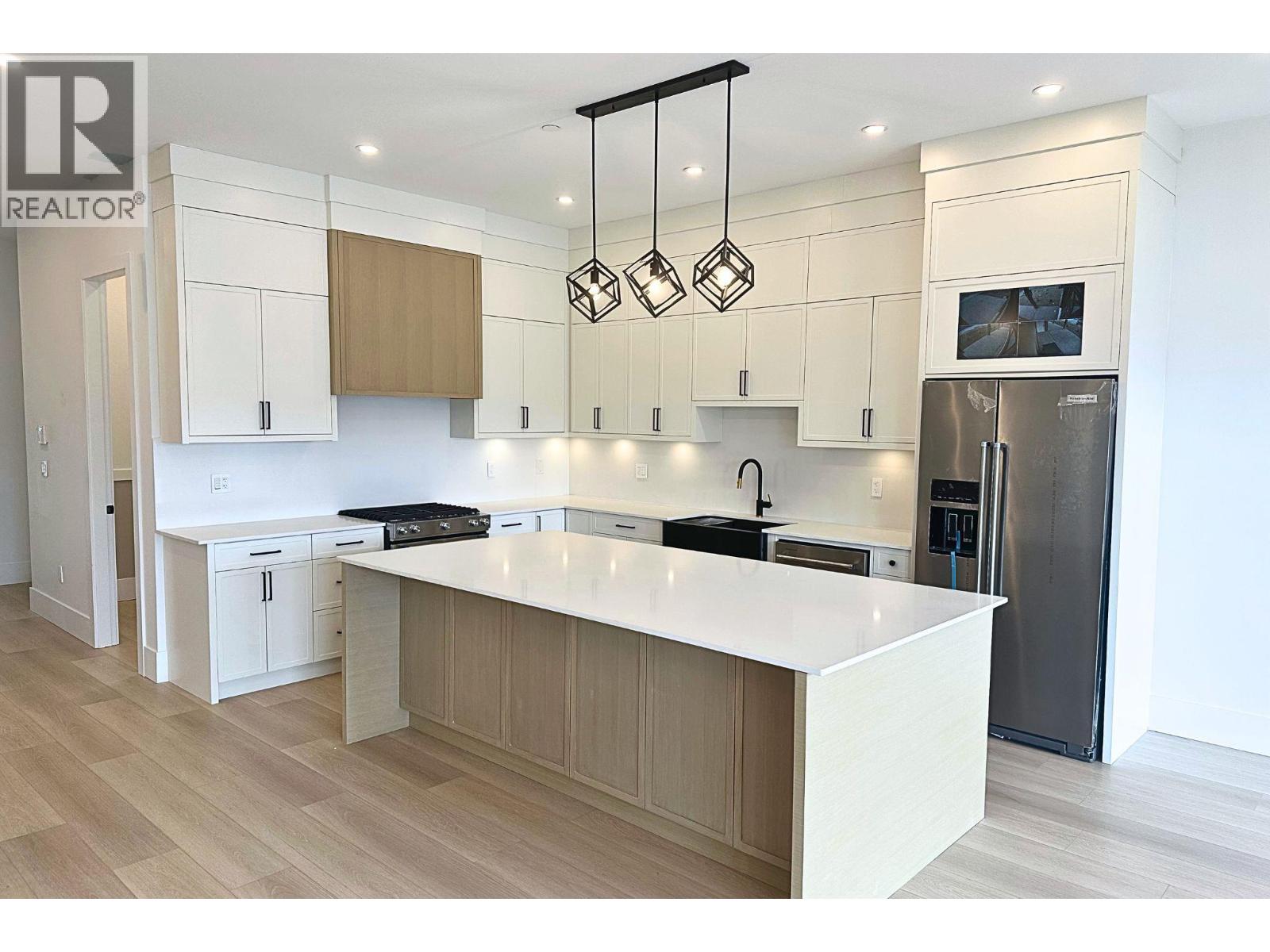 8916 TAVISTOCK ROAD - 5