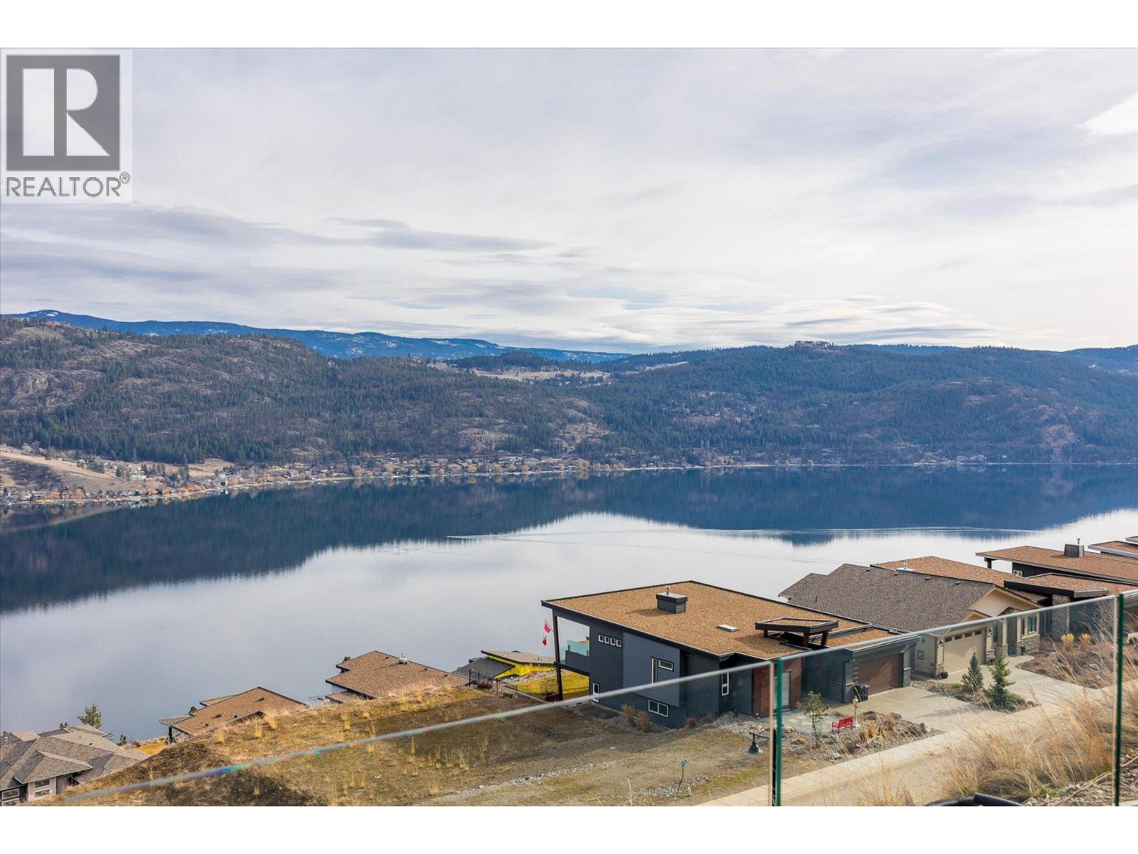 8916 TAVISTOCK ROAD - 35