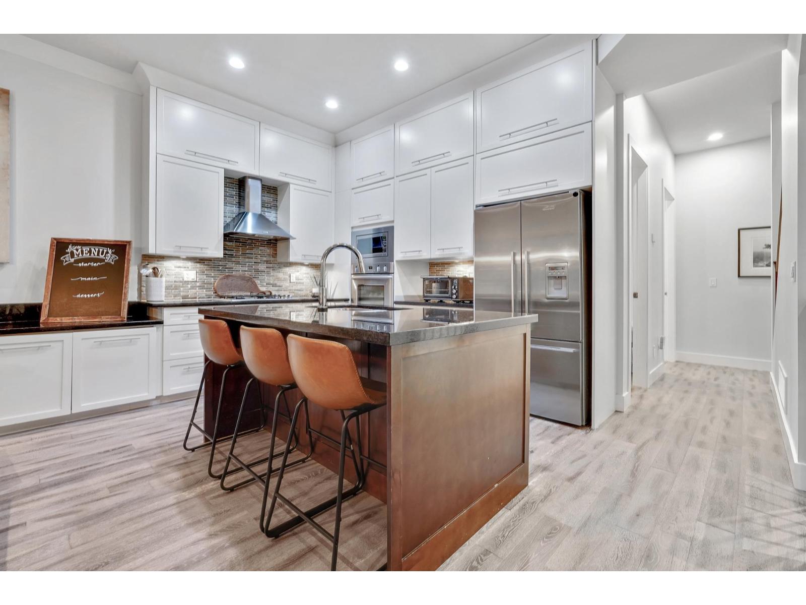 27 3122 160 STREET, Surrey