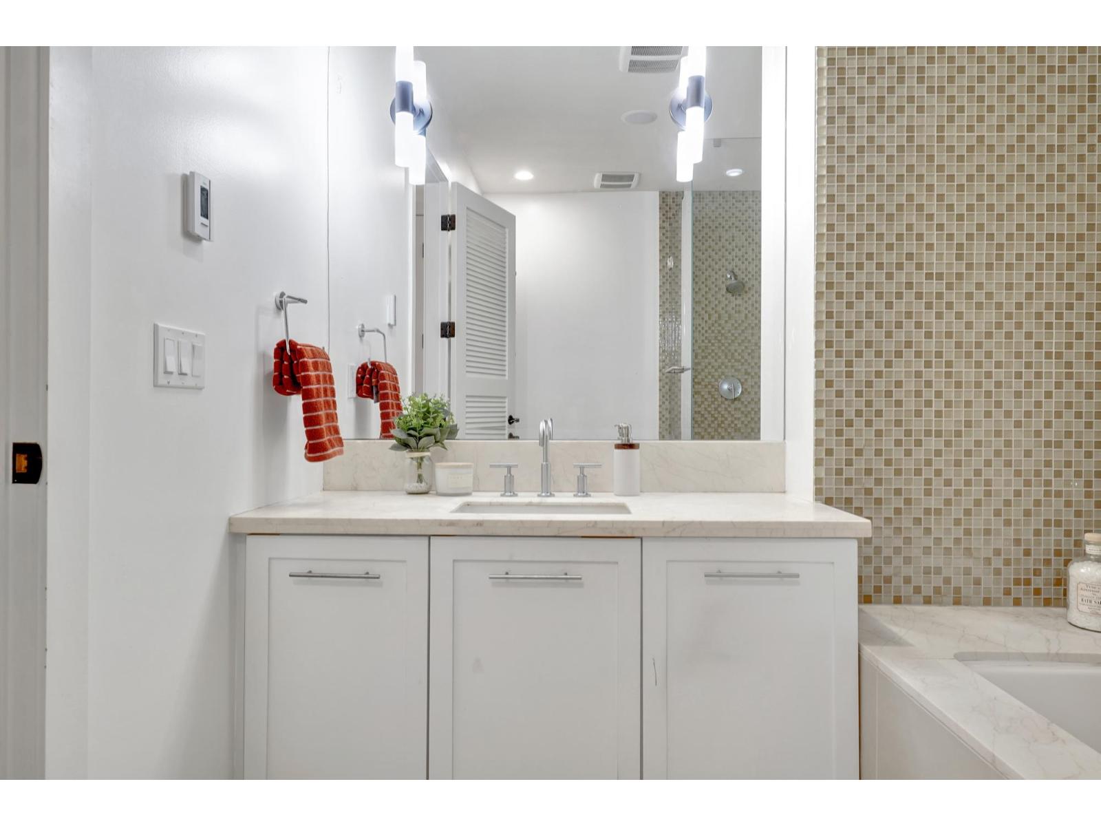 27 3122 160 STREET, Surrey