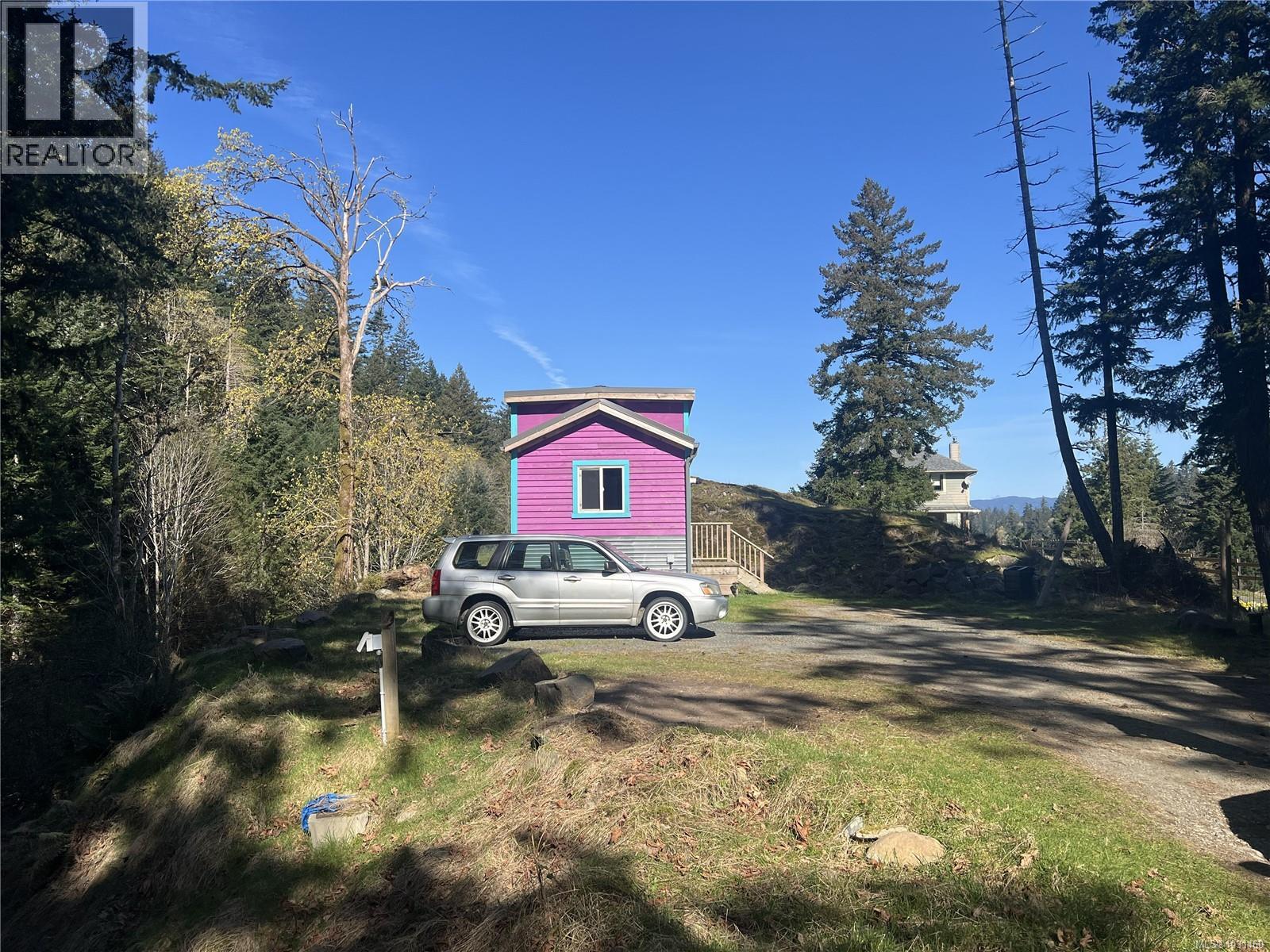 619 Green Rd, Quadra Island