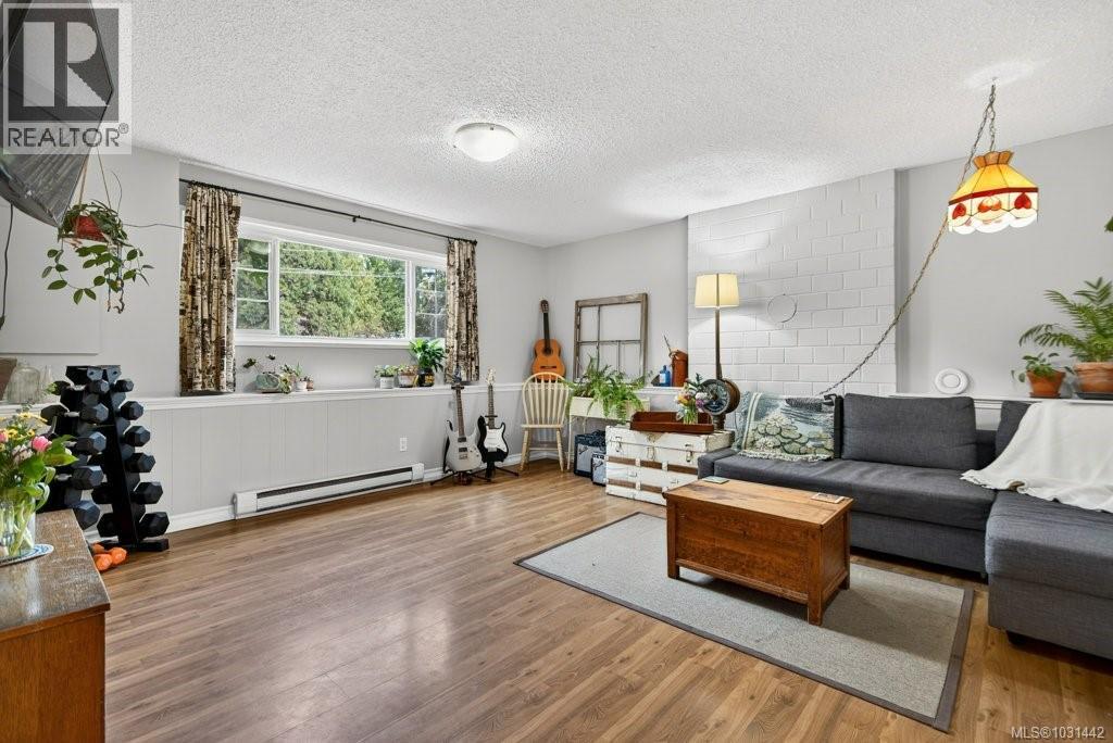 267 Towler Pl, Courtenay