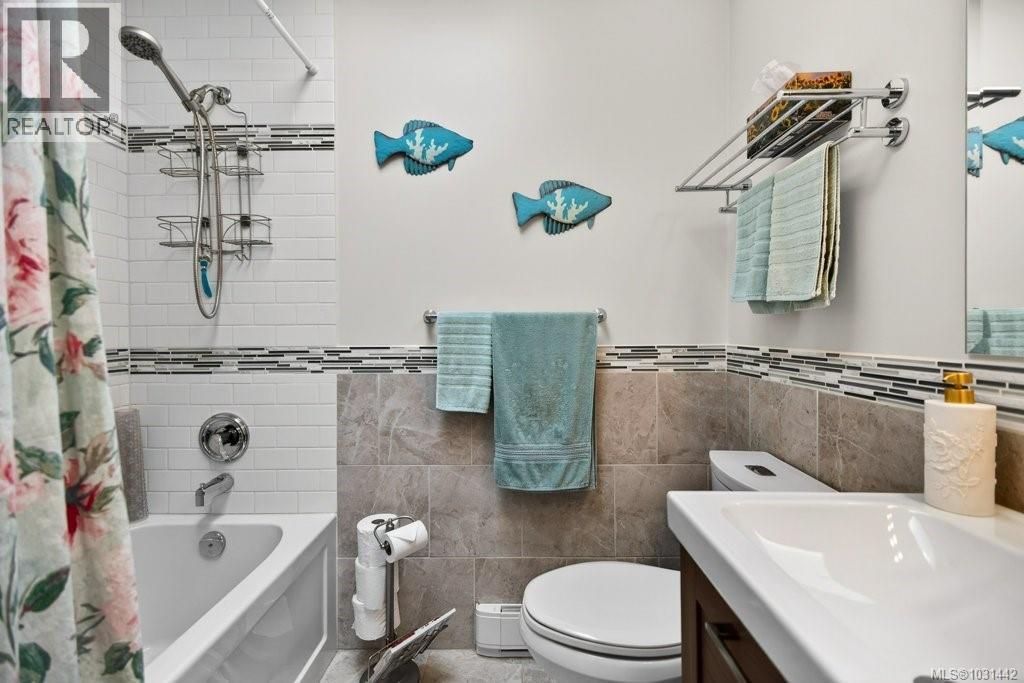 267 Towler Pl, Courtenay