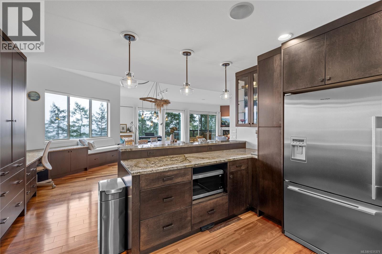 340 Summit Dr, Nanaimo