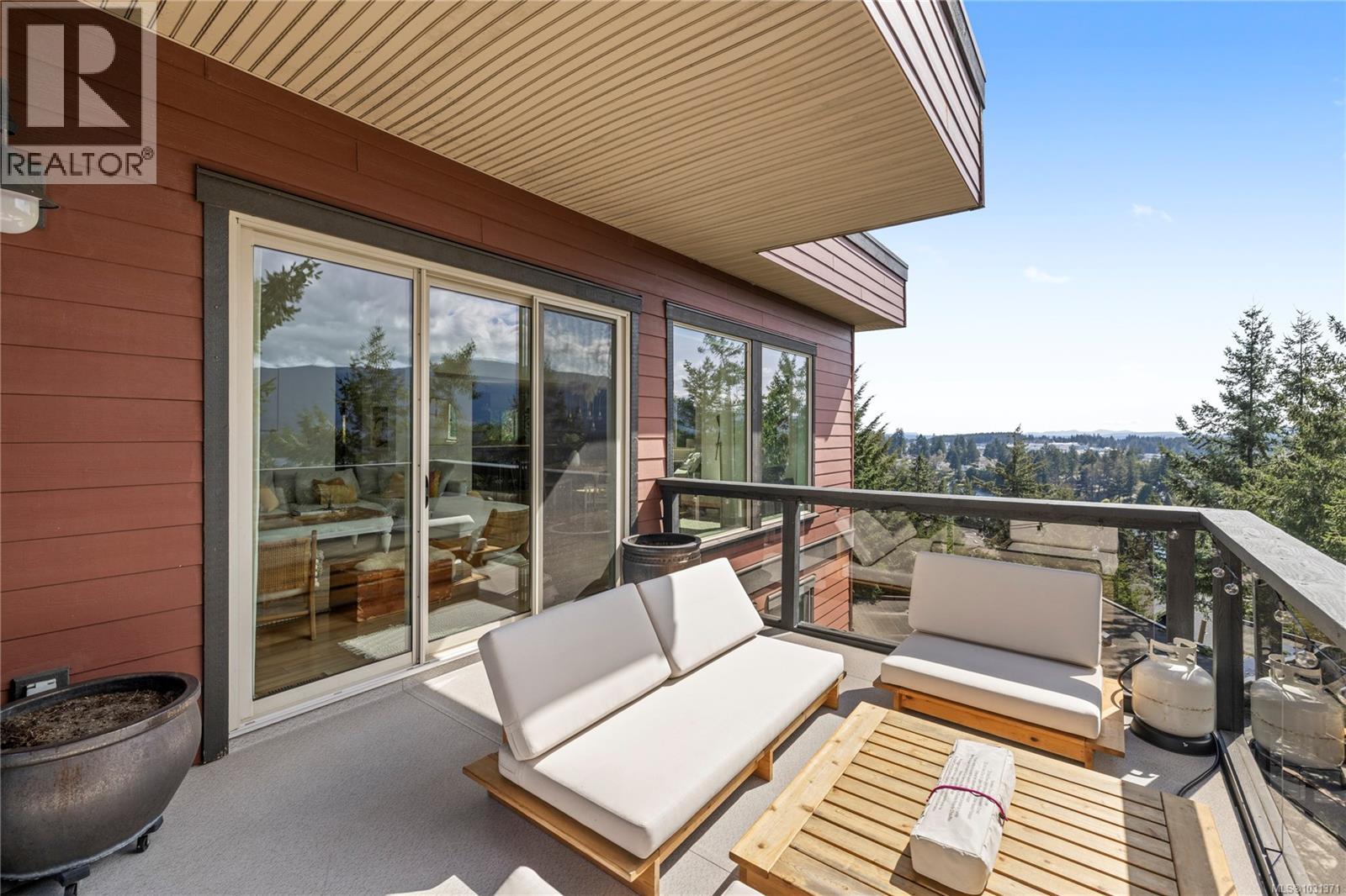 340 Summit Dr, Nanaimo