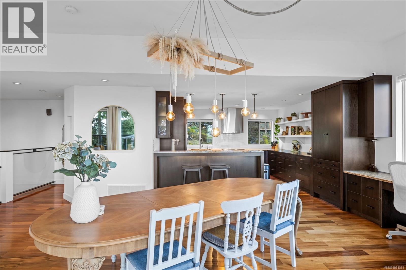 340 Summit Dr, Nanaimo