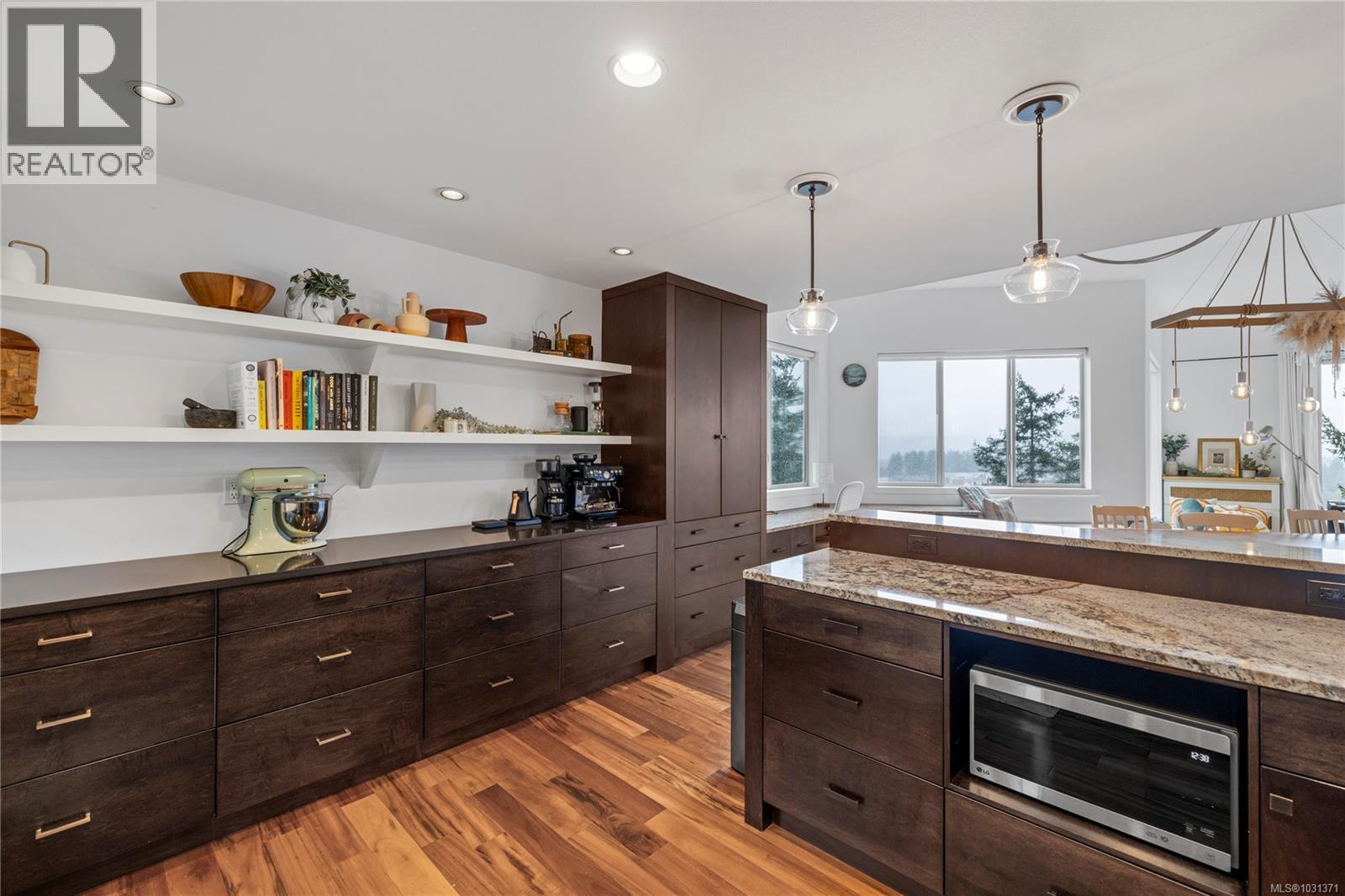 340 Summit Dr, Nanaimo