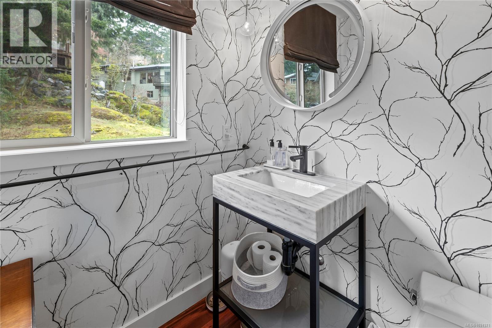 340 Summit Dr, Nanaimo