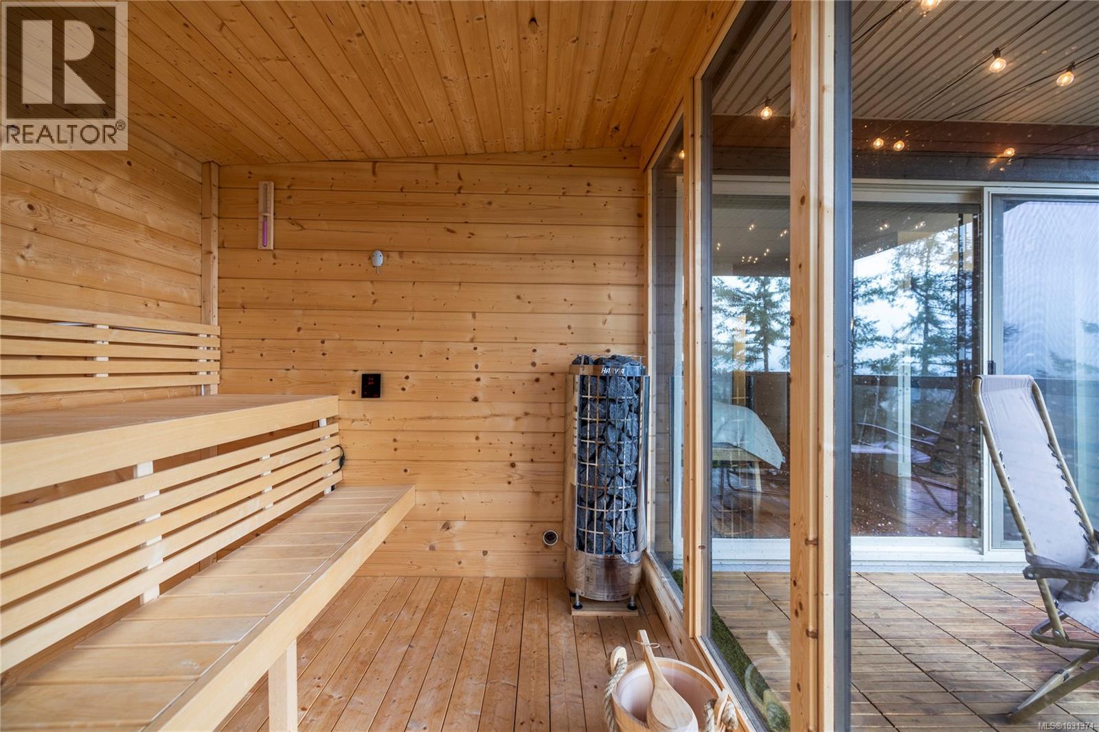 340 Summit Dr, Nanaimo