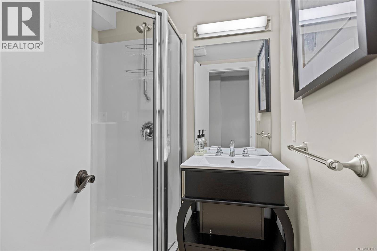 340 Summit Dr, Nanaimo