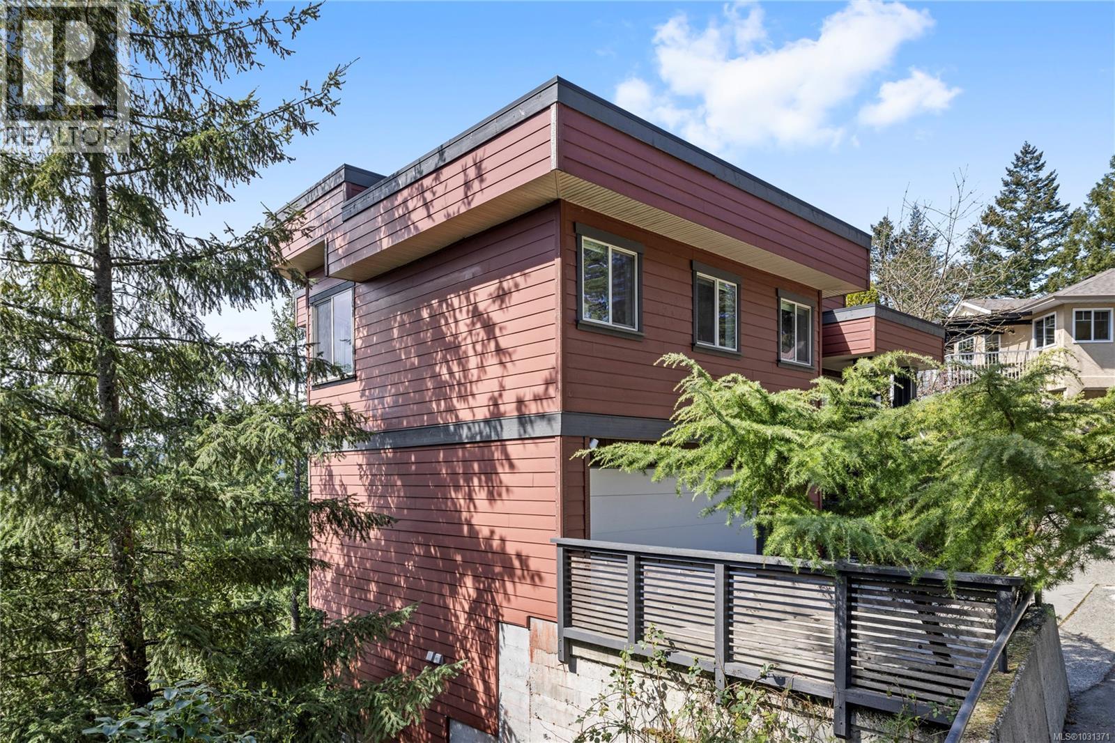 340 Summit Dr, Nanaimo