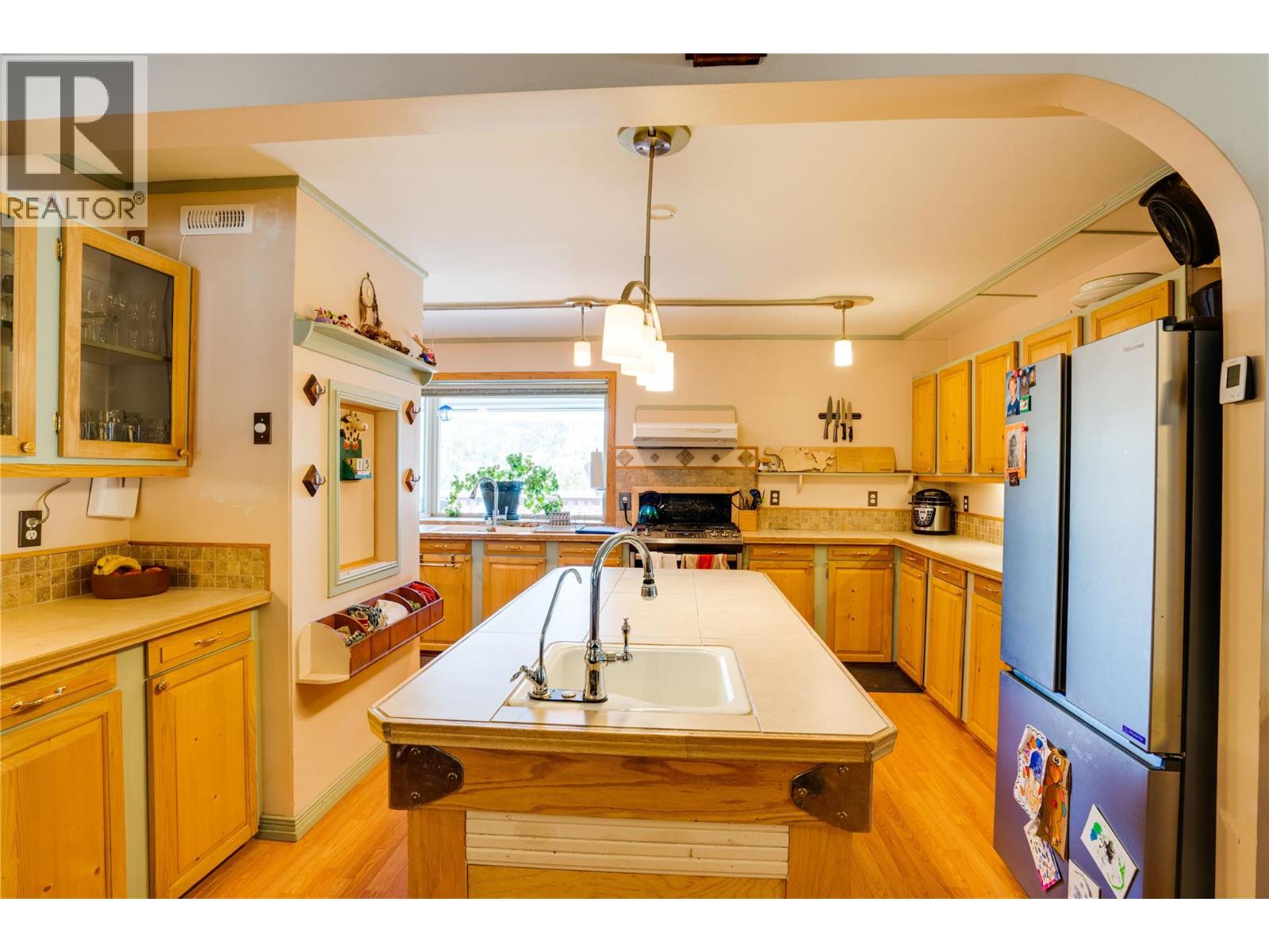 561 Grand Oro Road, Kaleden