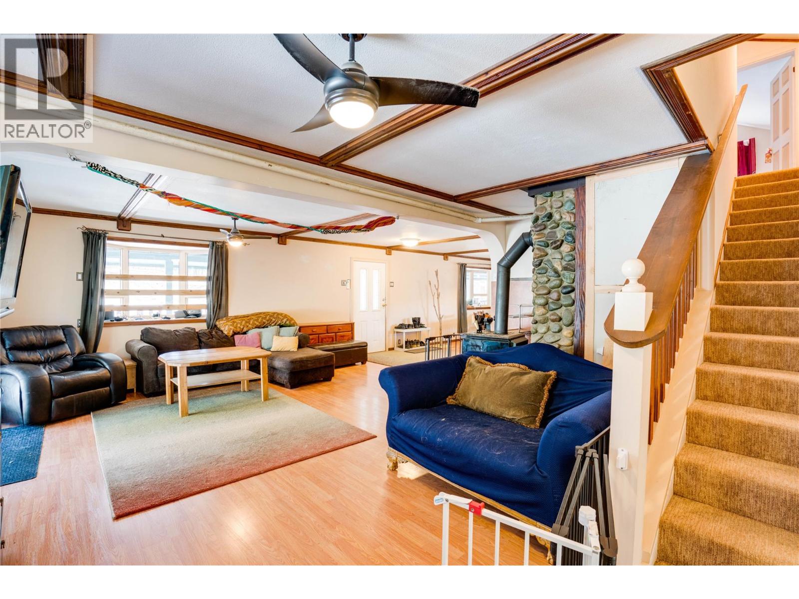 561 Grand Oro Road, Kaleden