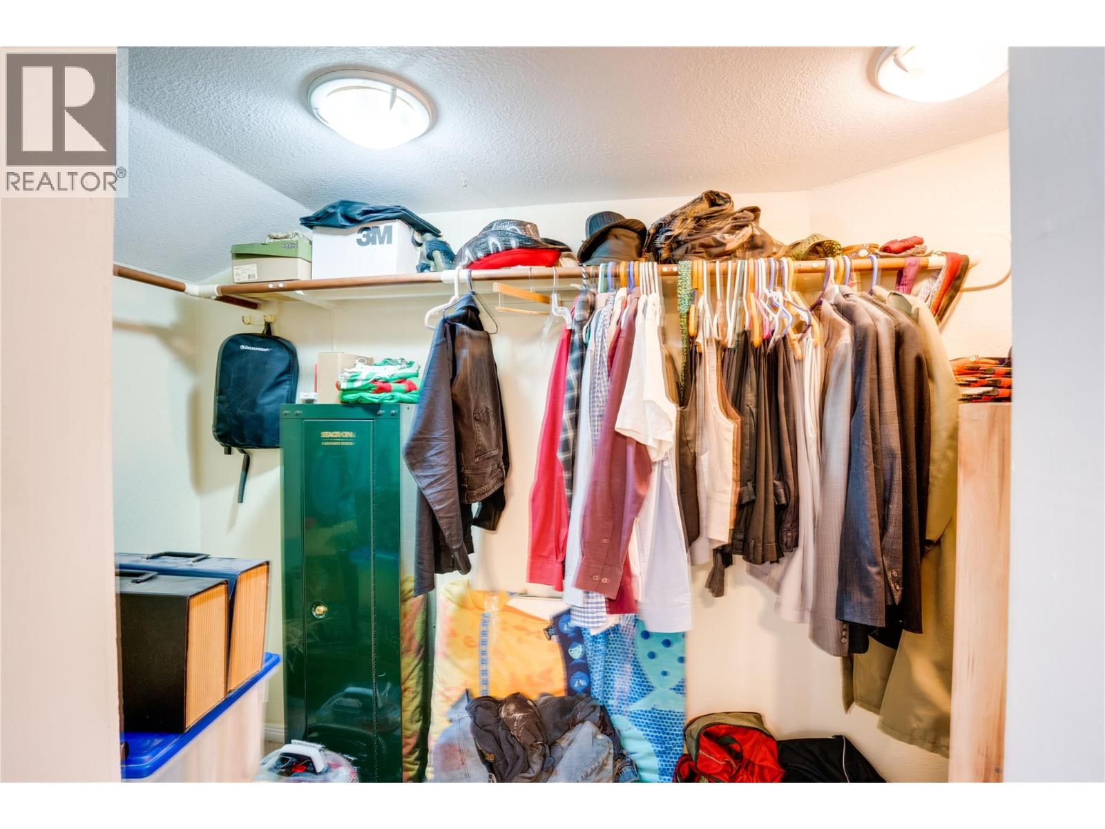 561 Grand Oro Road, Kaleden