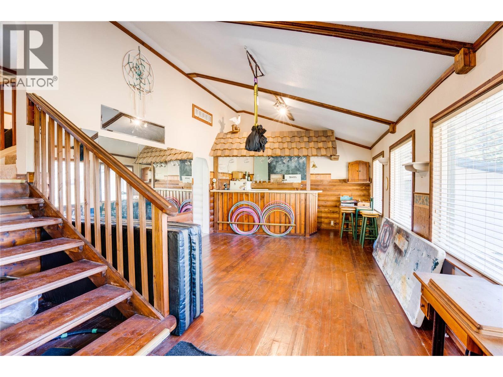 561 Grand Oro Road, Kaleden