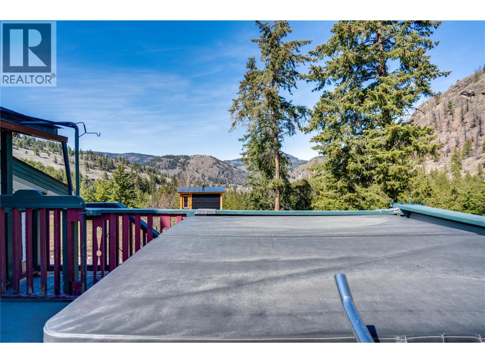 561 Grand Oro Road, Kaleden