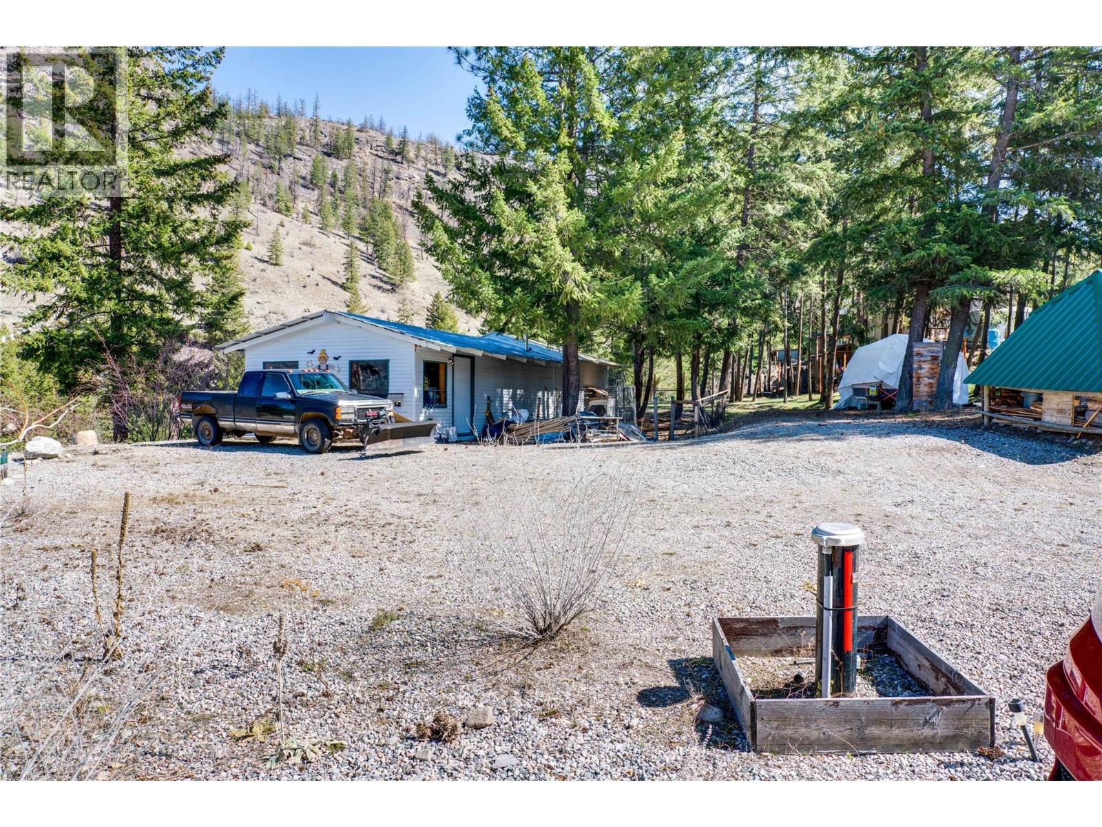 561 Grand Oro Road, Kaleden