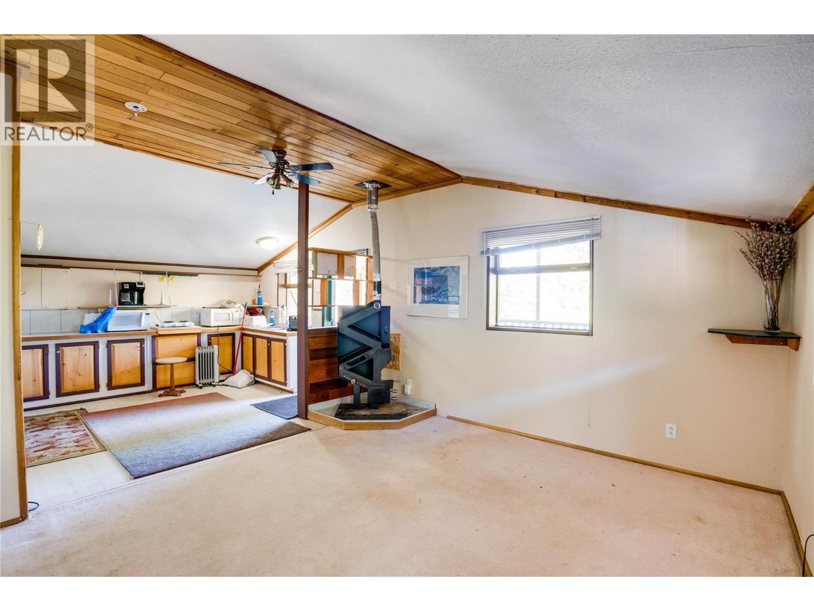 561 Grand Oro Road, Kaleden