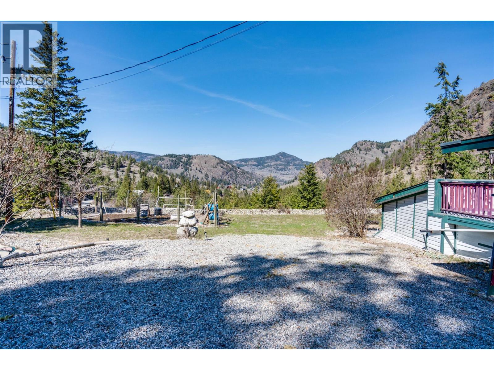 561 Grand Oro Road, Kaleden